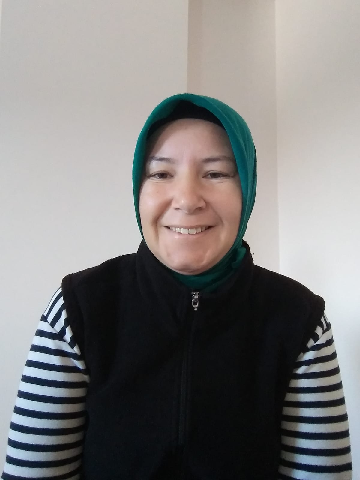Nesibe ÖZDEMİR