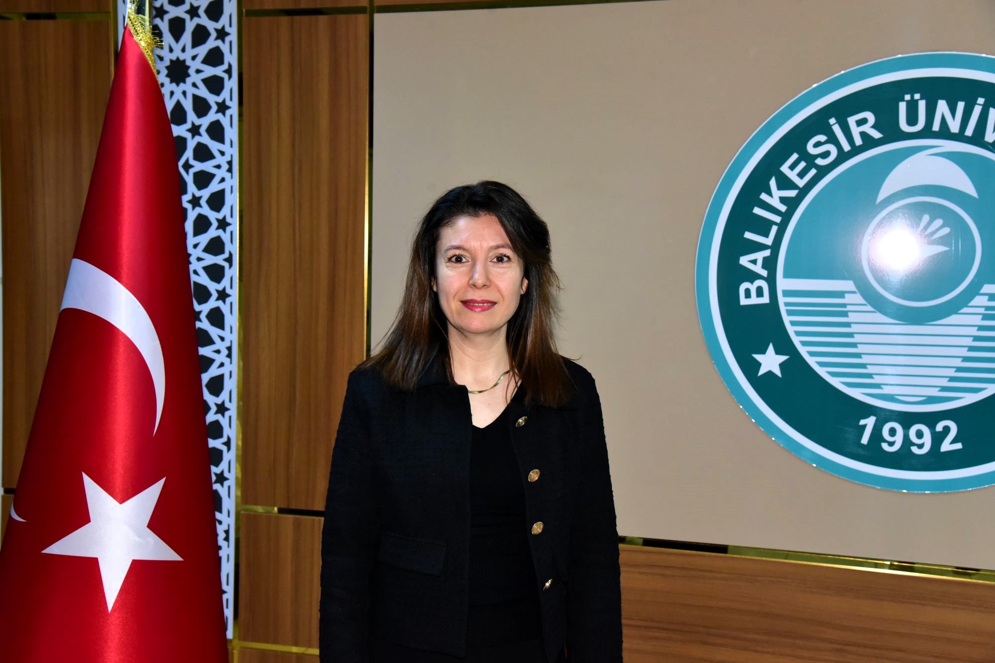 Gül ÇOLAK