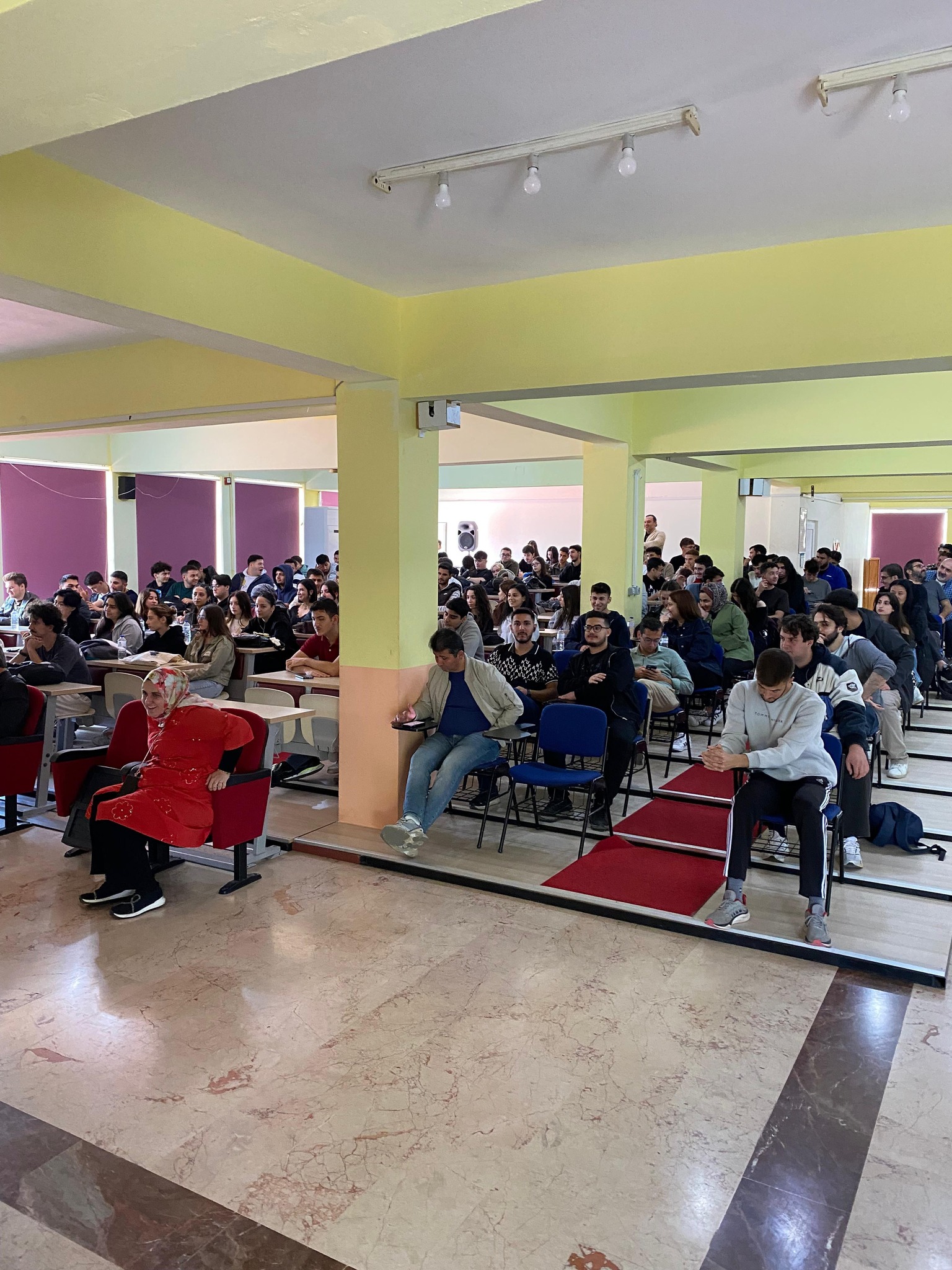 The 'Take Good Care of Myself' program, organized by the Edremit District Health Directorate staff, received intense interest 3