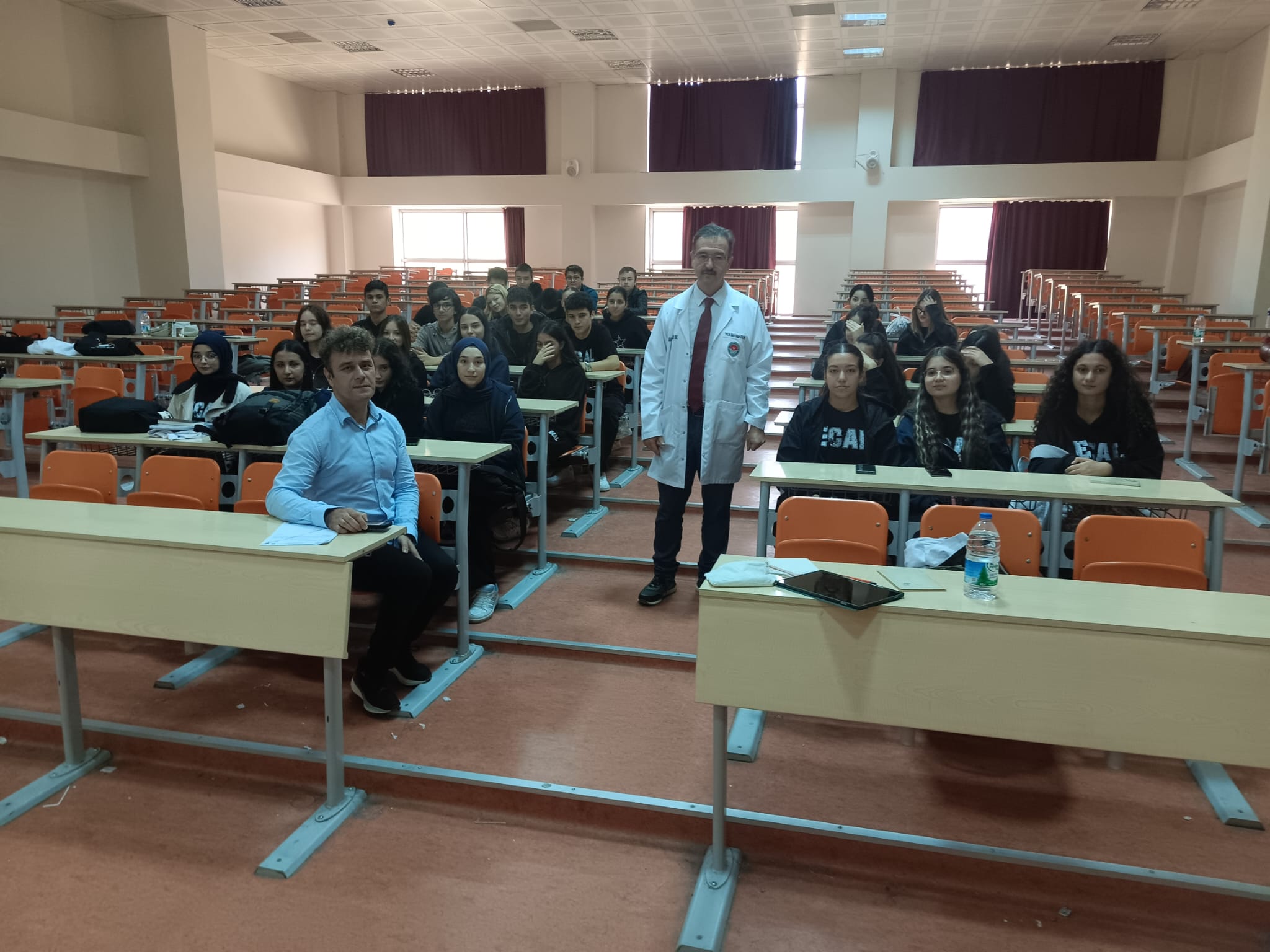 Young Visitors at Our Faculty!
