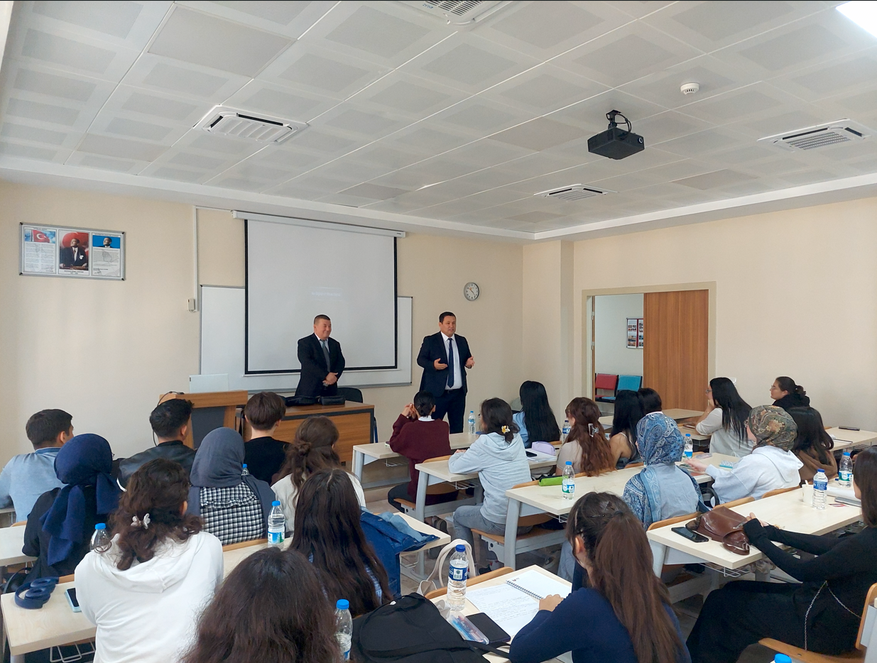 The Advisor to the Rector of the Karakalpak State University of Uzbekistan, Baymuratov Arislan AKMURATOVİCH, Dr. Utepbergenov Makhset SADİKBAEVİCH, met with our faculty's first-year students. 3