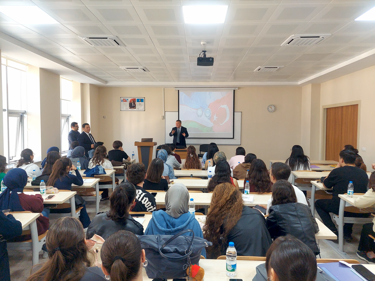 The Advisor to the Rector of the Karakalpak State University of Uzbekistan, Baymuratov Arislan AKMURATOVİCH, Dr. Utepbergenov Makhset SADİKBAEVİCH, met with our faculty's first-year students.