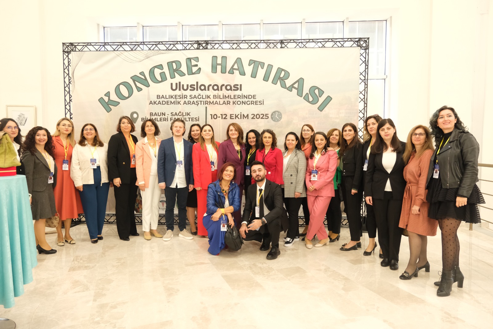 Sağlık Bilimlerinde Akademik Araştırmalar Kongresine Yoğun İlgi 4