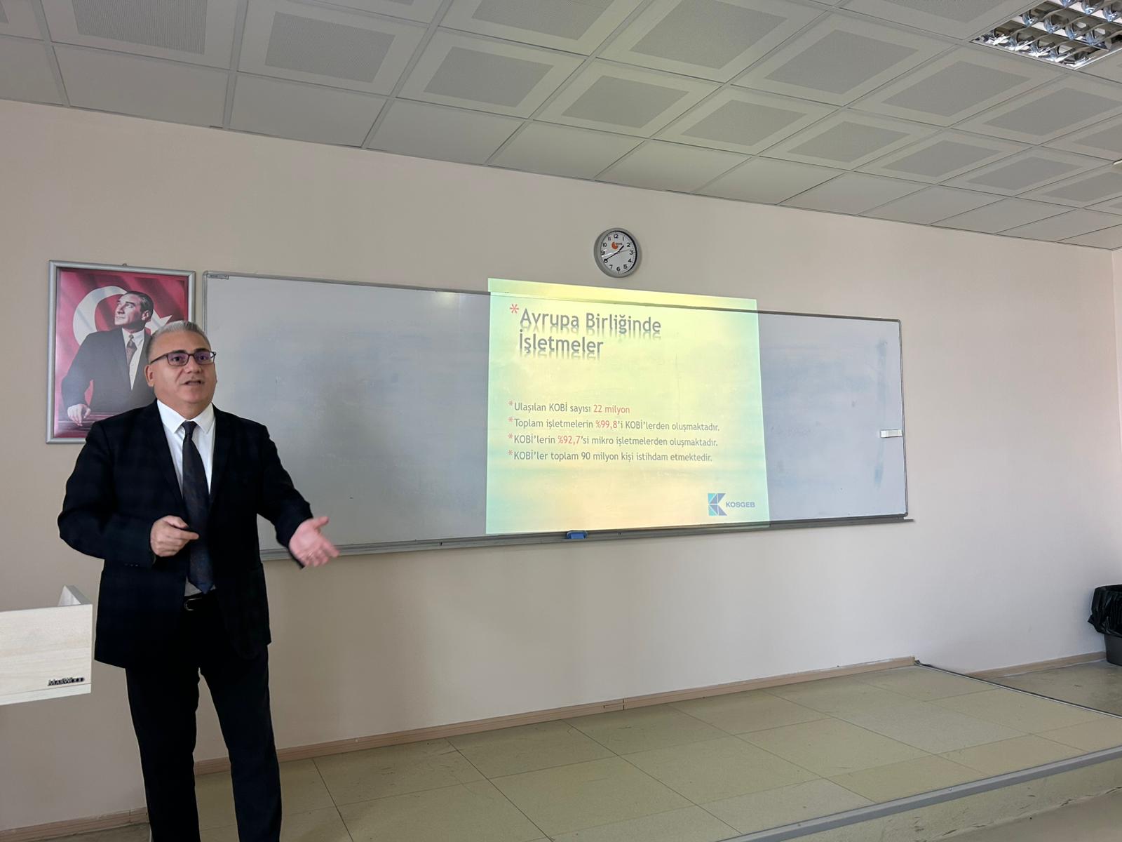 Kariyer Planlama Söyleşilerinde Dr Deniz Timurçin den Girişimcilik ve KOSGEB Destekleri Üzerine Değerli Paylaşımlar 3