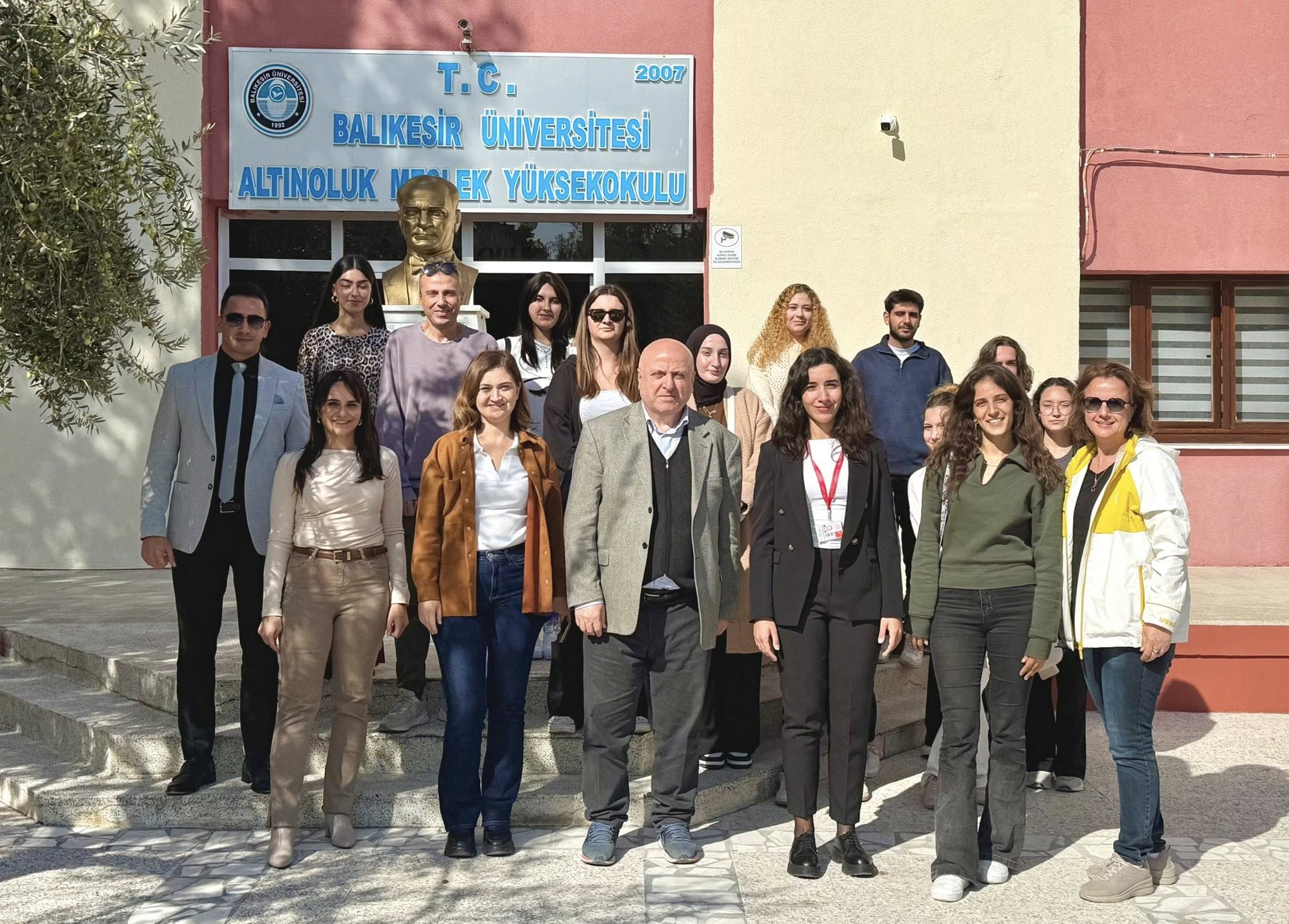 Yüksekokulumuzda “Kendime İyi Bak” İsimli Söyleşi Gerçekleştirildi.