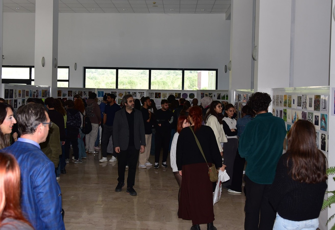 Balıkesir Üniversitesinde Uluslararası Sanat Buluşması: 16 Ülkeden 272 Sanatçının 335 Eseri Sanatseverlerle Buluştu 7