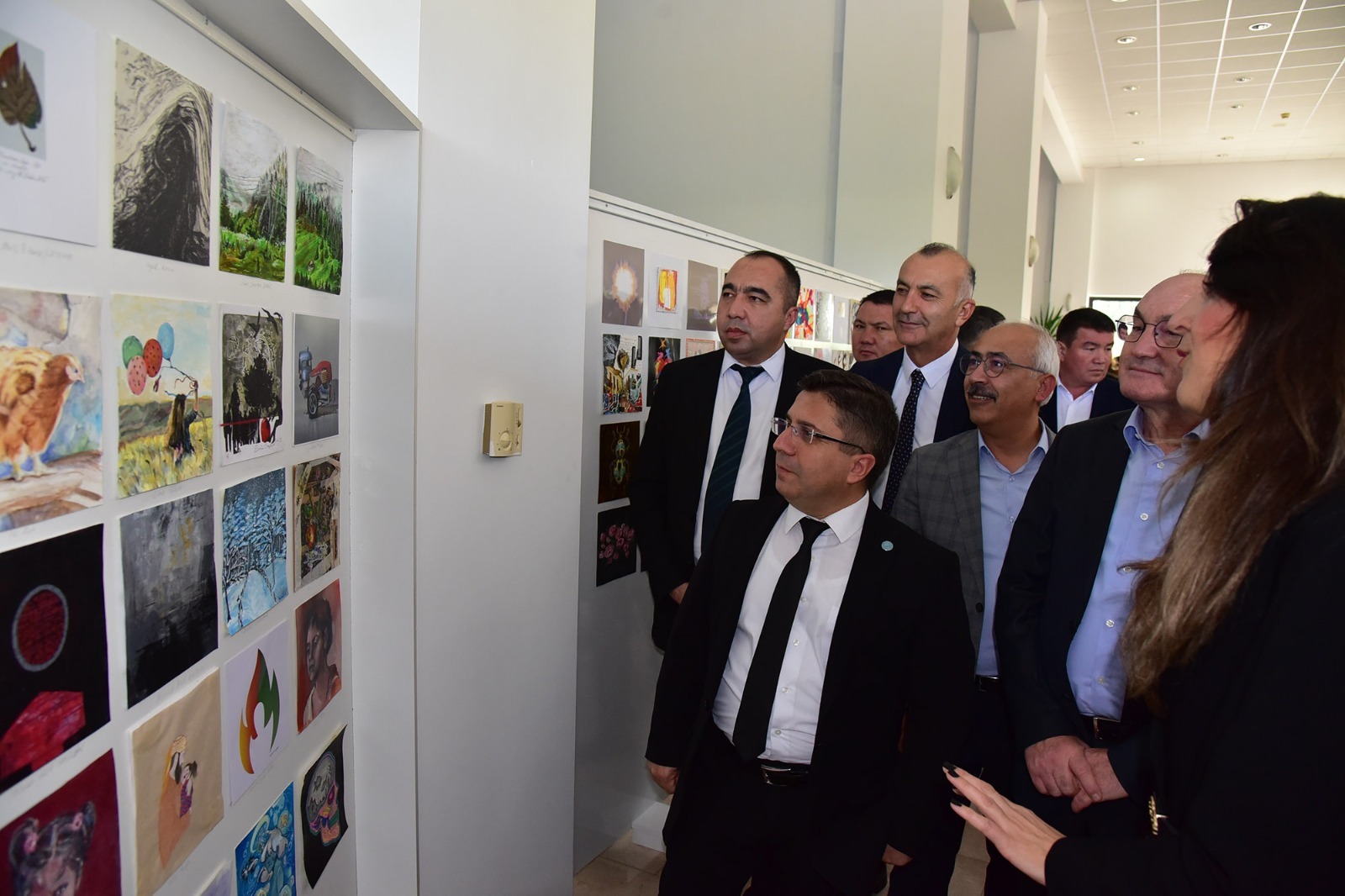 Balıkesir Üniversitesinde Uluslararası Sanat Buluşması: 16 Ülkeden 272 Sanatçının 335 Eseri Sanatseverlerle Buluştu 4