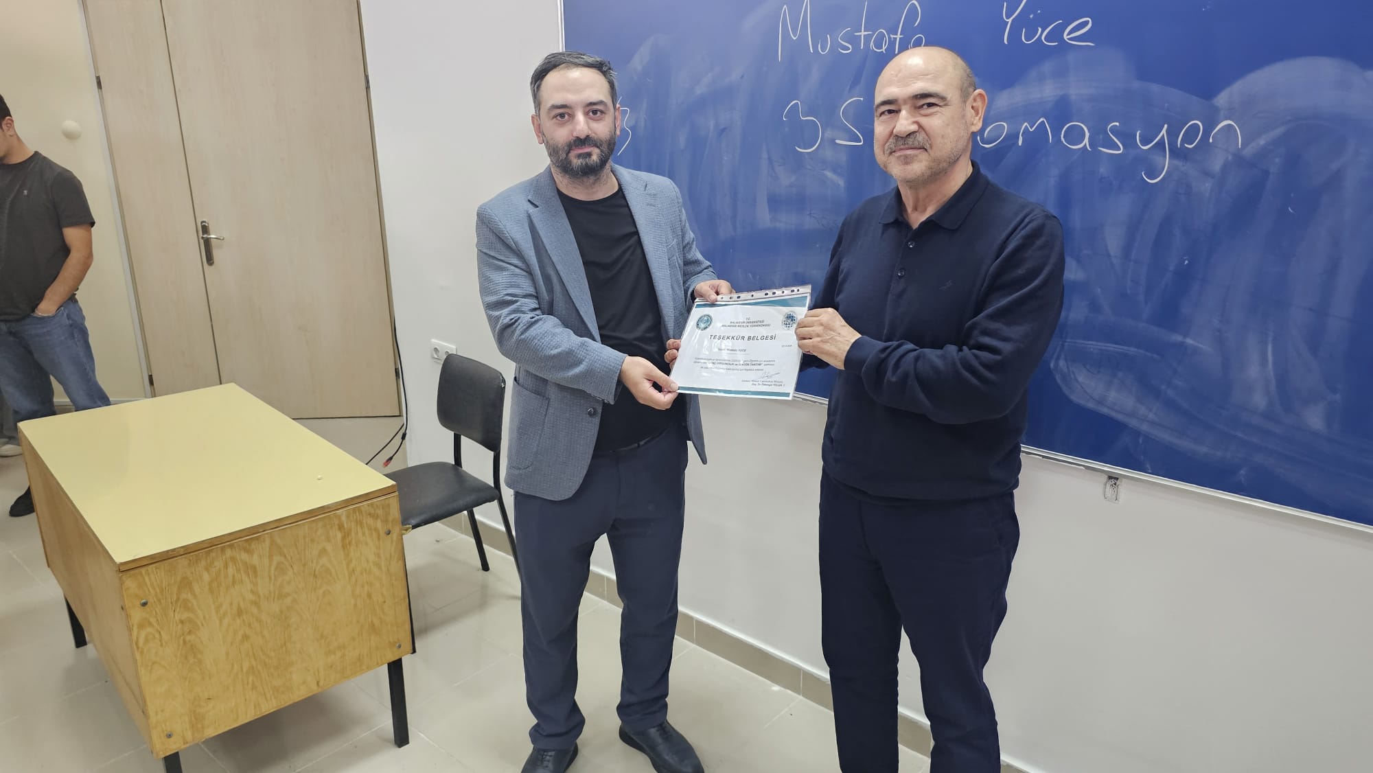 Genç Girişimcilik ve Sektör Tanıtımı Semineri Gerçekleştirildi 4