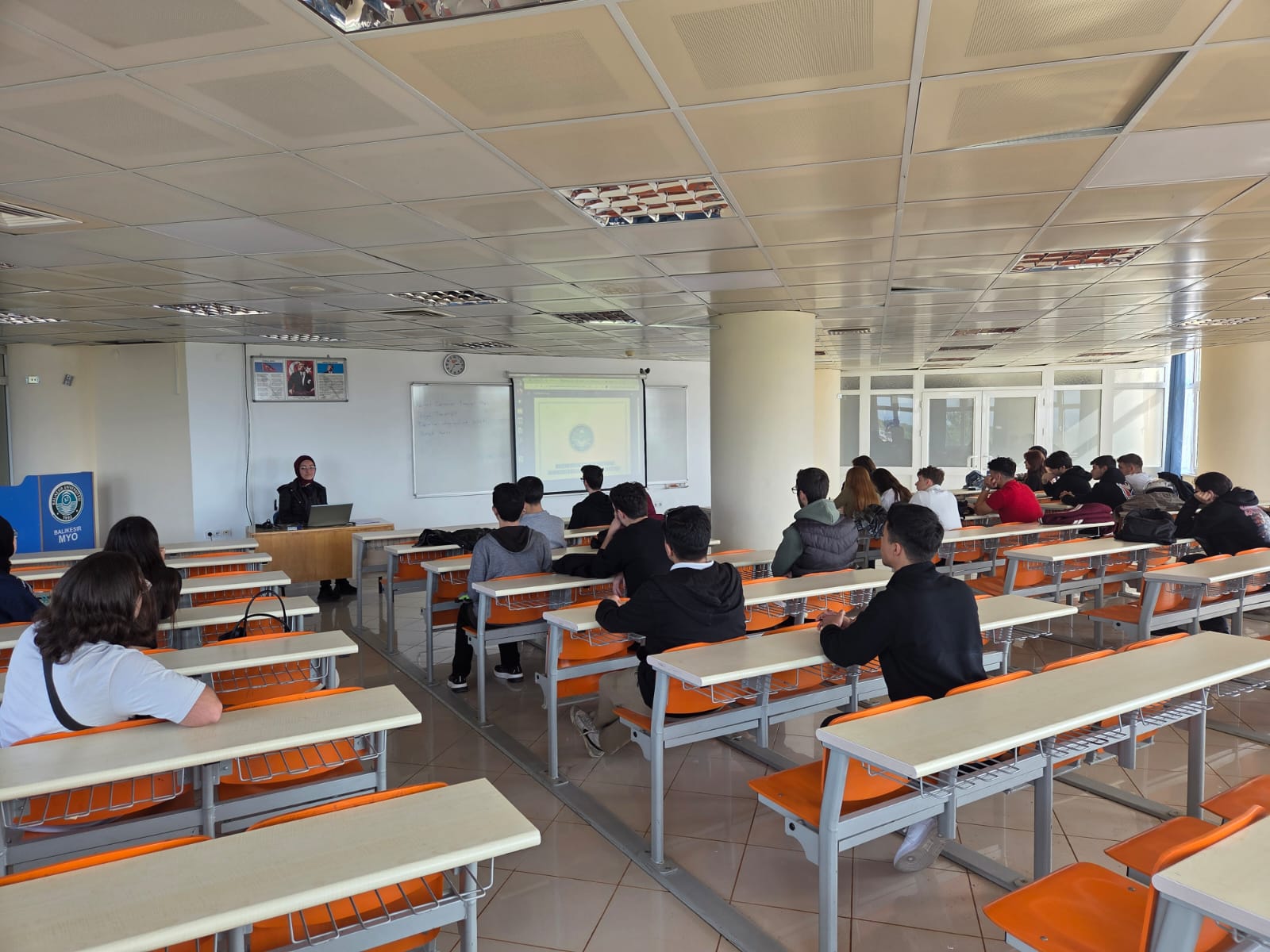 Bilgisayar Programcılığı Öğrencileri "Sosyal Transkript" Uygulaması Hakkında Bilgilendirildi 2