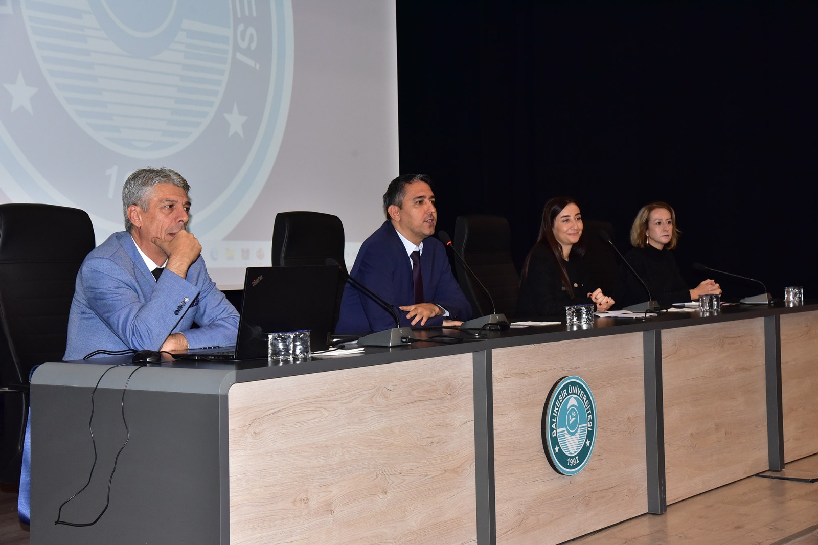 Balıkesir Üniversitesinde Özbek Türk Dil Bayramı Dolayısıyla Düzenlenen Türk-Özbek Gençlik Forumu Coşkuyla Gerçekleştirildi 12