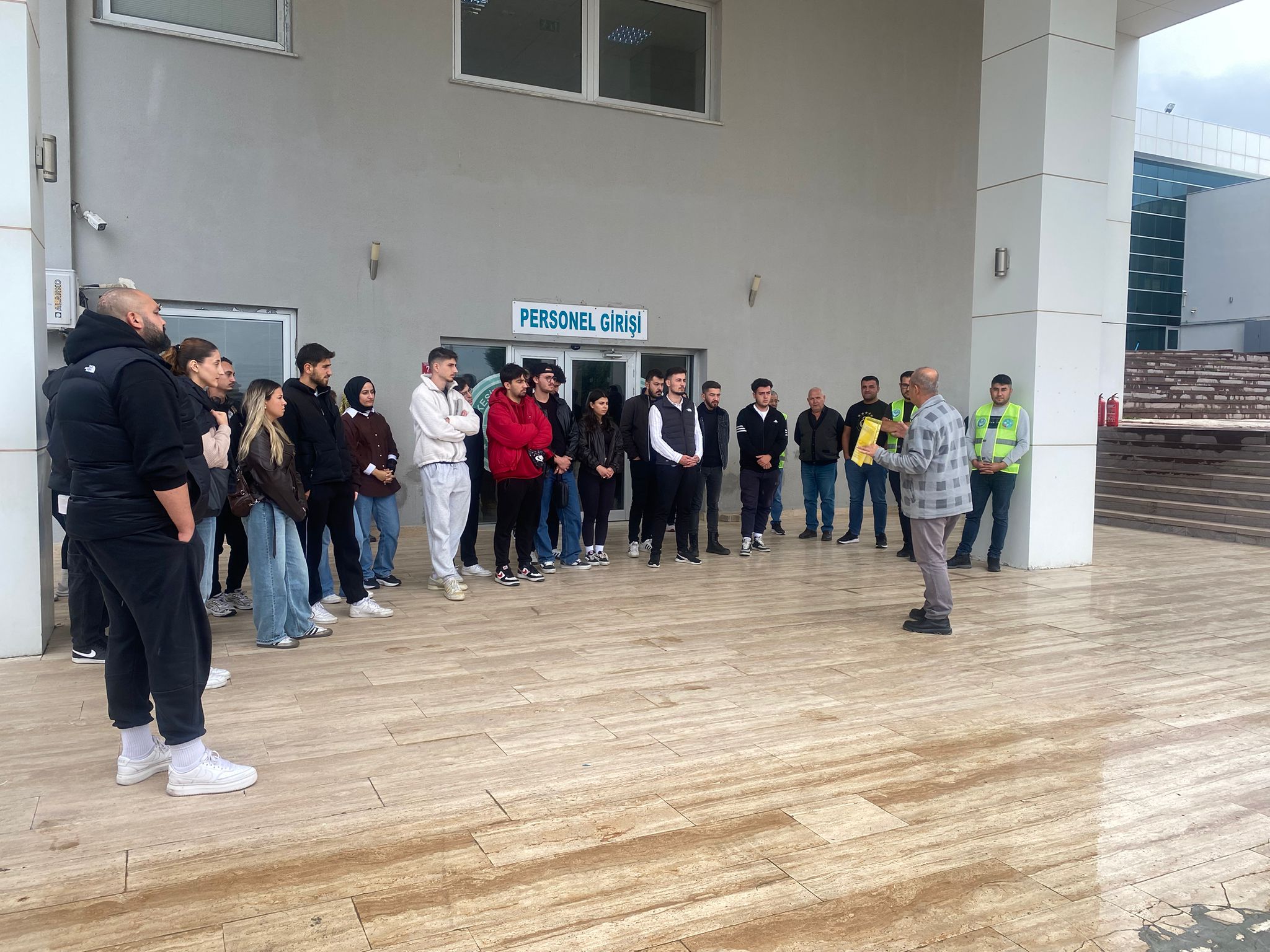 Fakültemizde Acil Durum Tatbikatı Gerçekleştirildi 1