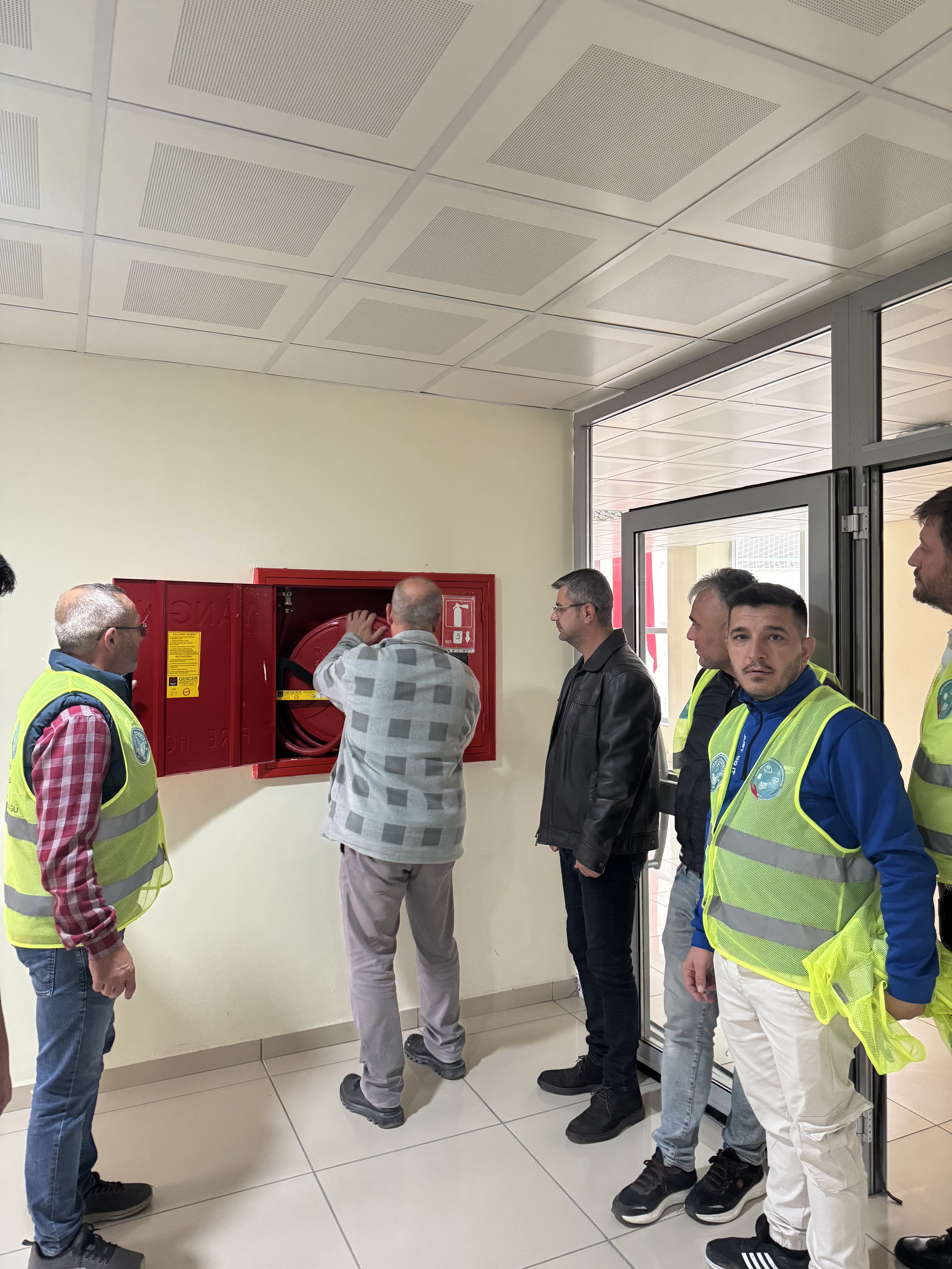 Deprem, Tahliye ve Yangın Söndürme Tatbikatı Gerçekleştirildi 9