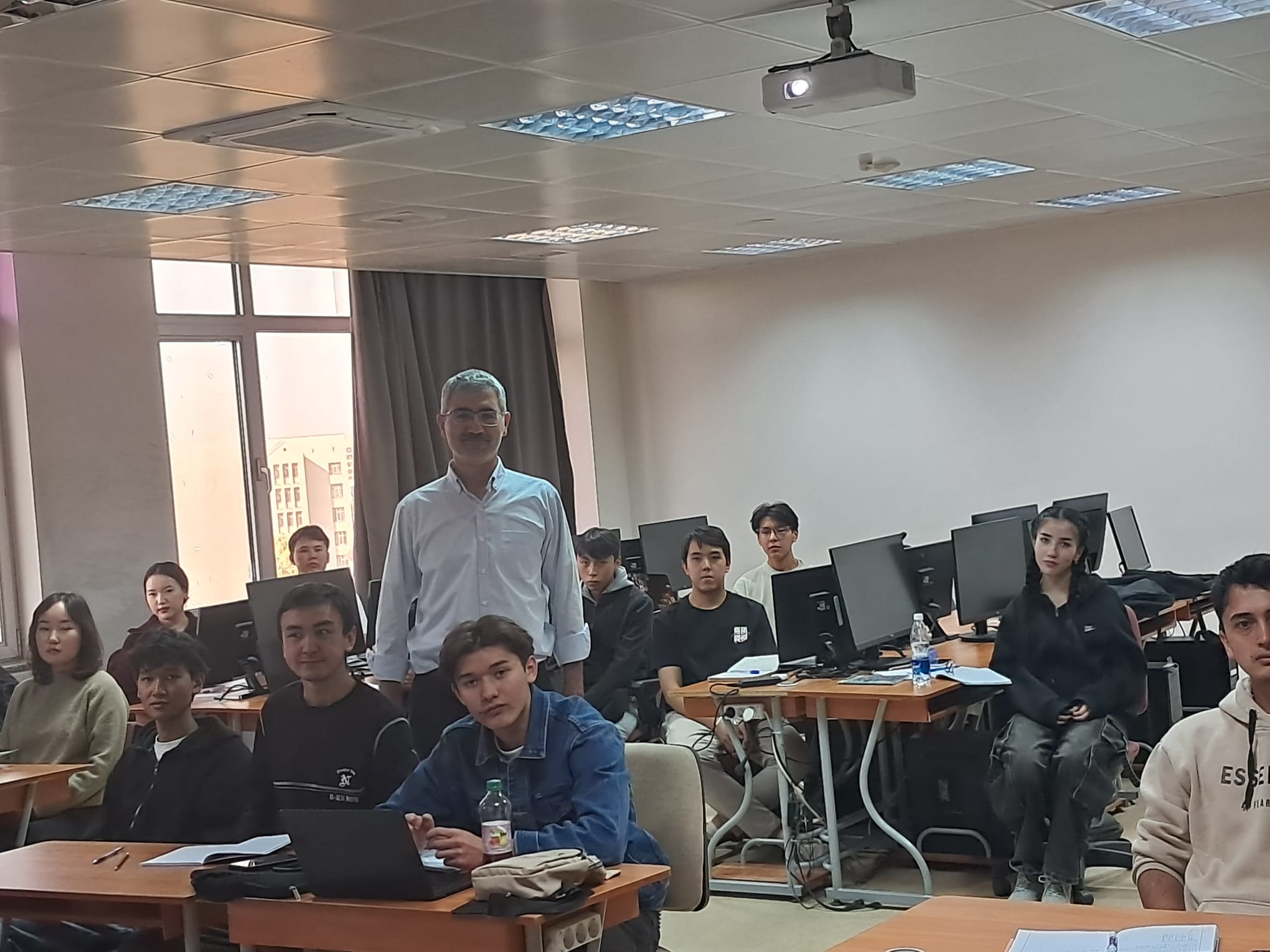 Bölüm Başkanımız Kazakistan ve Kırgızistan Üniversitelerine Akademik Ziyaretlerde Bulundu 4