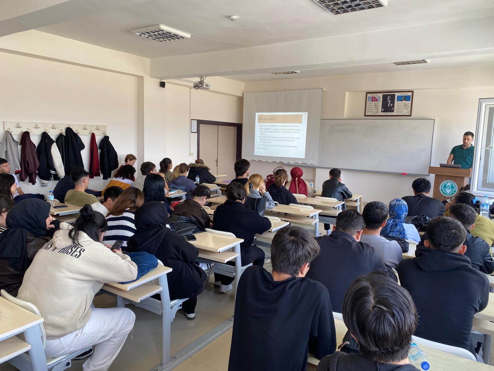 TÜBİTAK 2209-A Bilgilendirme Semineri Gerçekleştirildi.