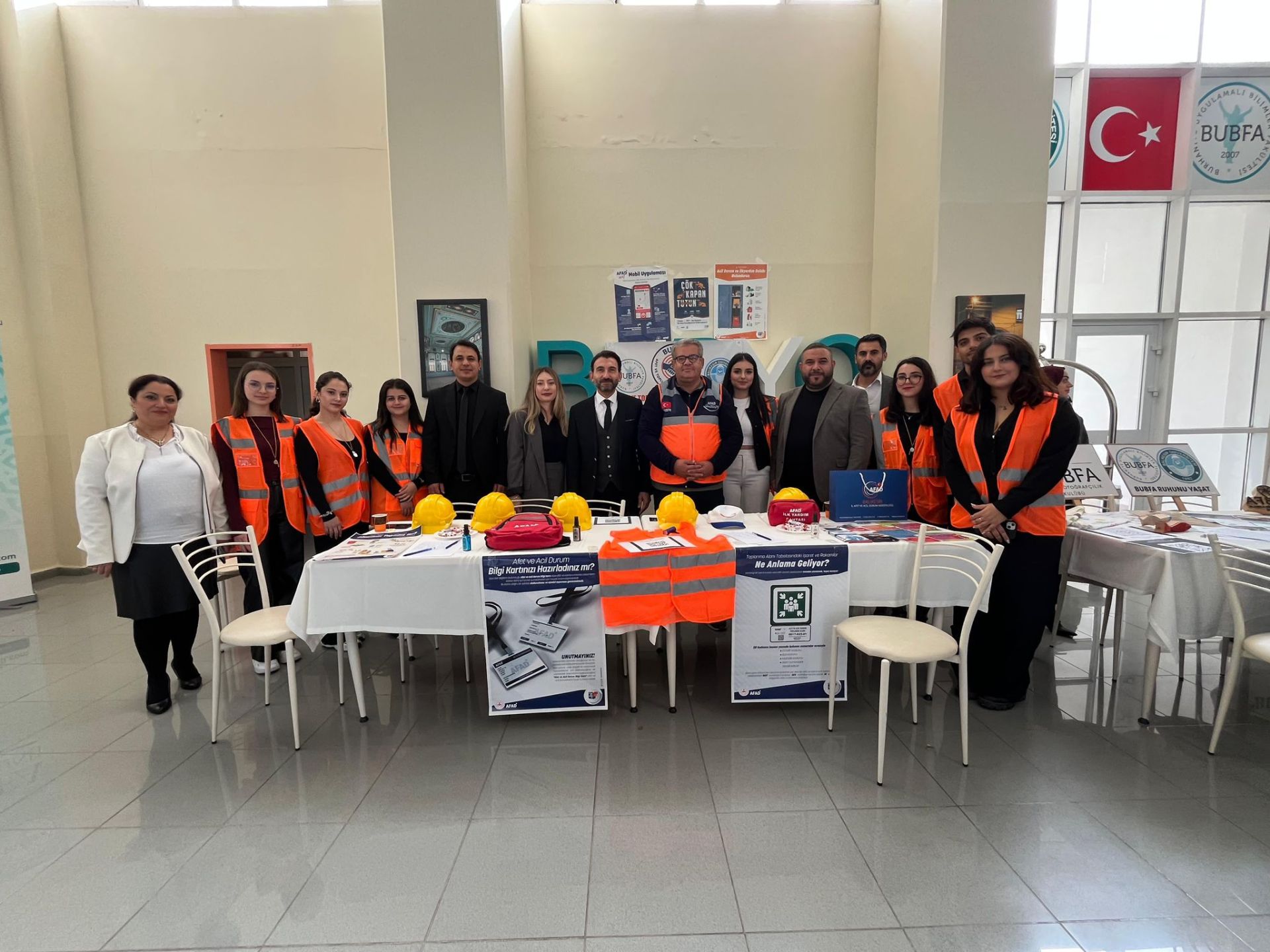 Burhaniye Uygulamalı Bilimler Fakültesinde Üçüncü Kulüp Tanıtım Günü Gerçekleşti