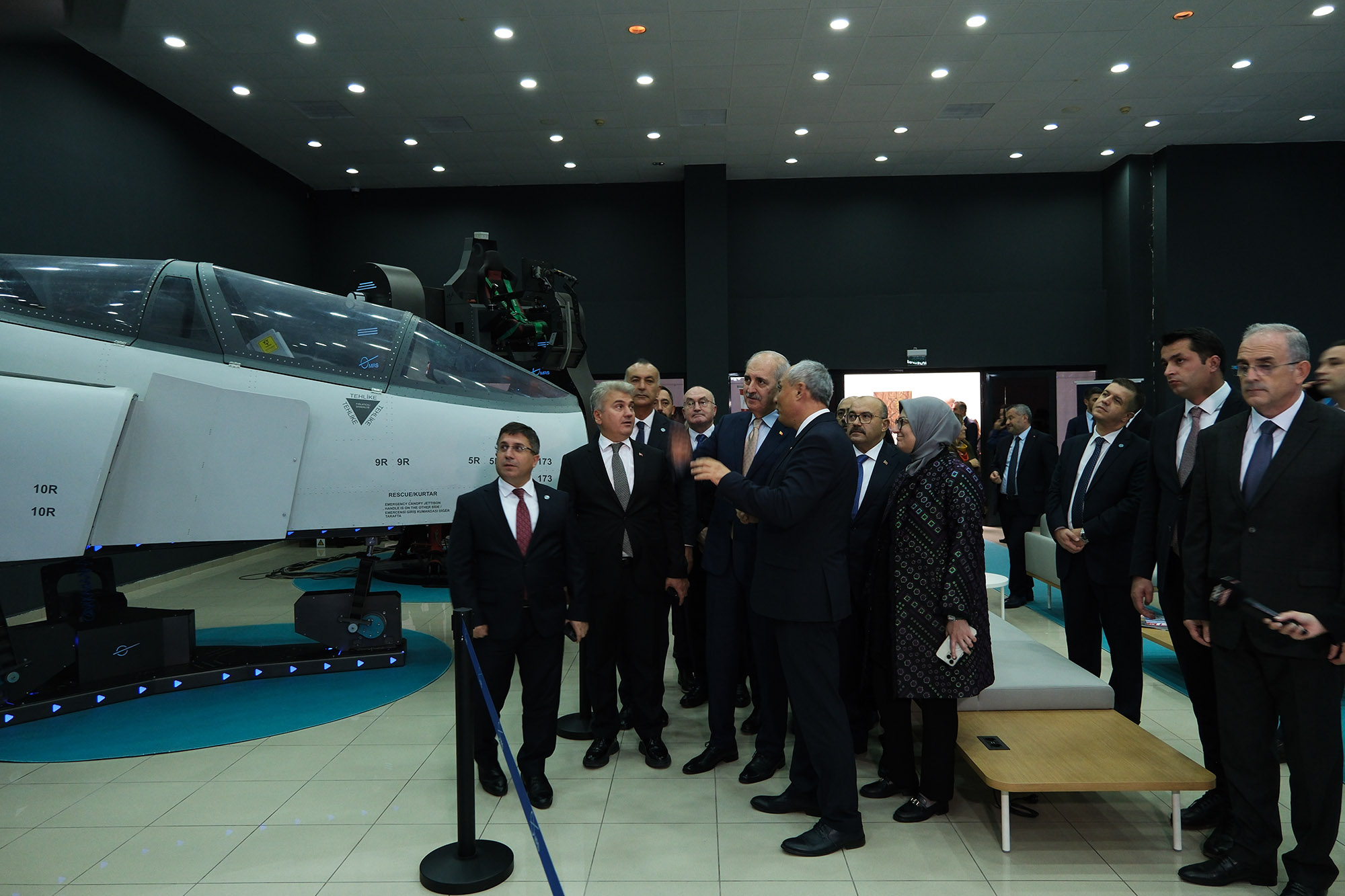 TBMM Başkanı Kurtulmuş, Balıkesir Üniversitesinde Teknoloji Üssünü Ziyaret Etti 7