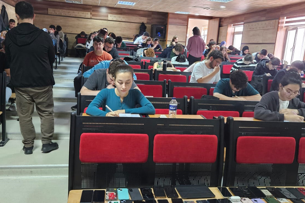 Balıkesir Üniversitesi Tıp Fakültesinde Gelişim Sınavı Başarıyla Gerçekleştirildi 4