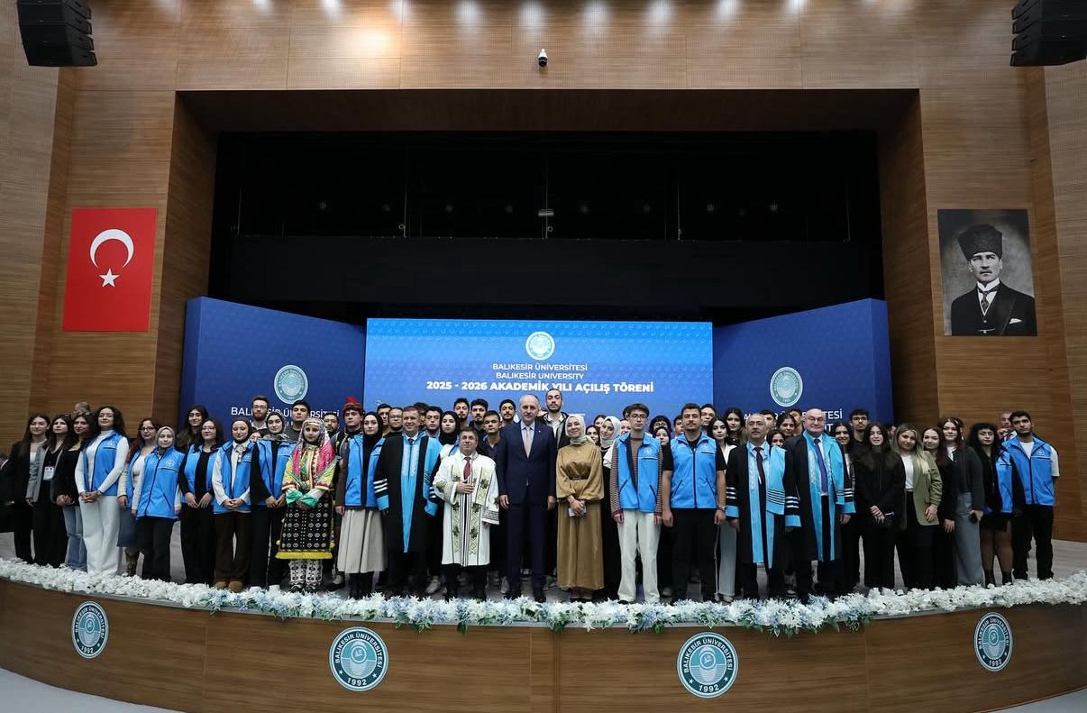 TBMM Başkanı Prof. Dr. Numan KURTULMUŞ Balıkesir Üniversitesi 2025–2026 Akademik Yılı Açılış Programına Katıldı 2