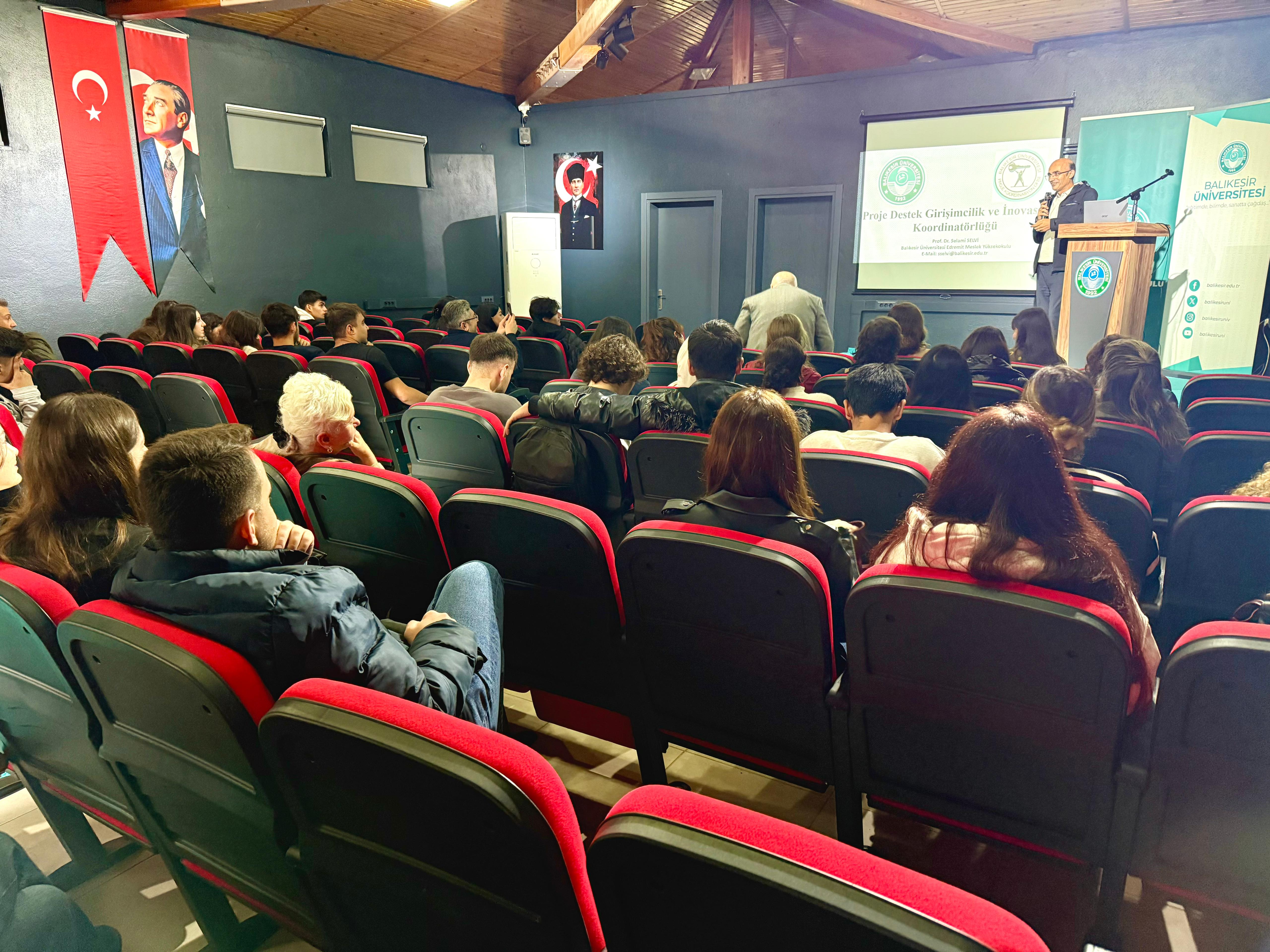 TÜBİTAK 2209-A Üniversite Öğrencileri Araştırma Projeleri Destekleme Programı Bilgilendirme Semineri 1