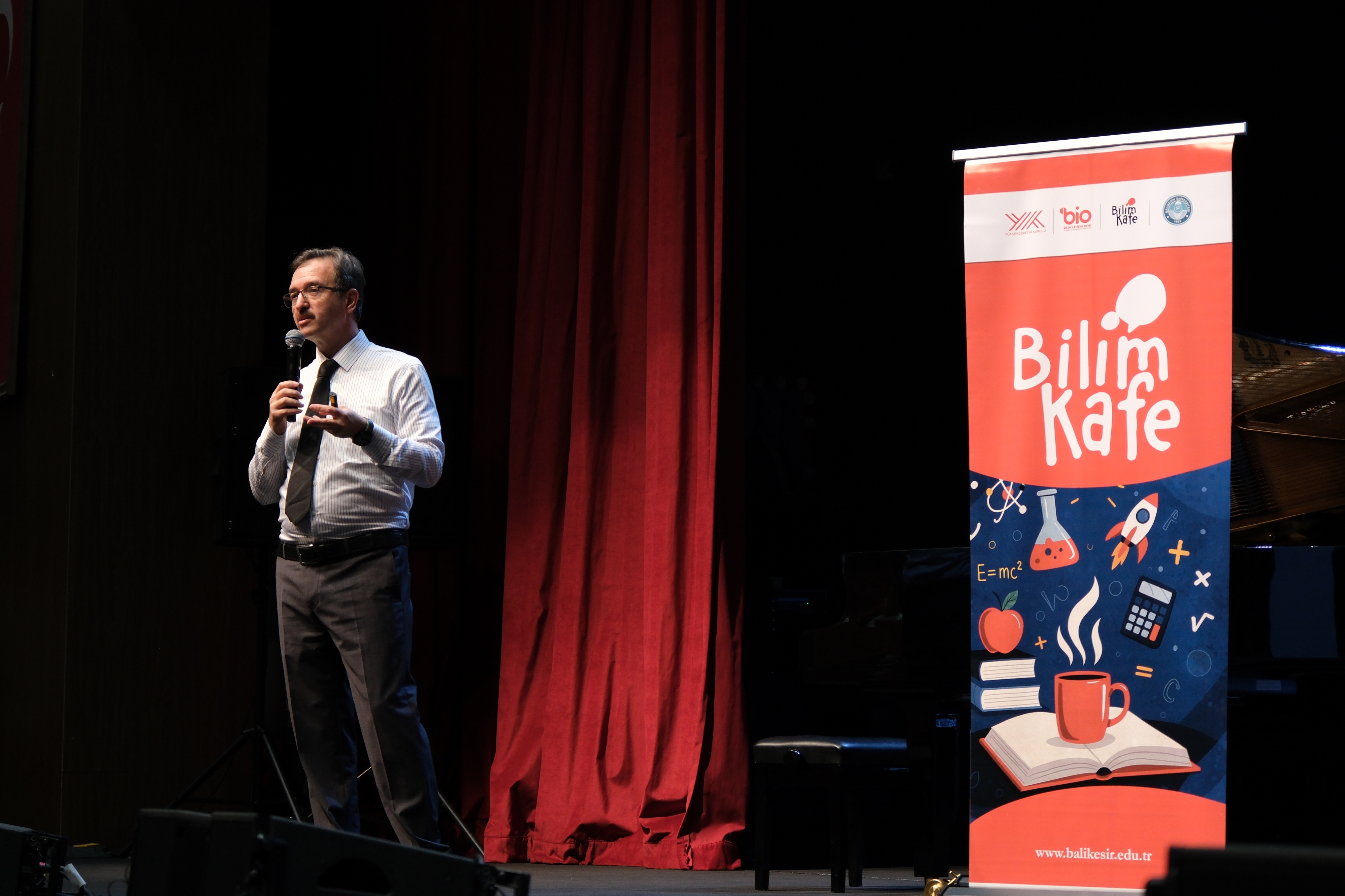 BAÜN Bilim Kafe’de Beynin Sırları Konuşuldu: “Beynimizi Gerçekten Kullanıyor Muyuz?” 6