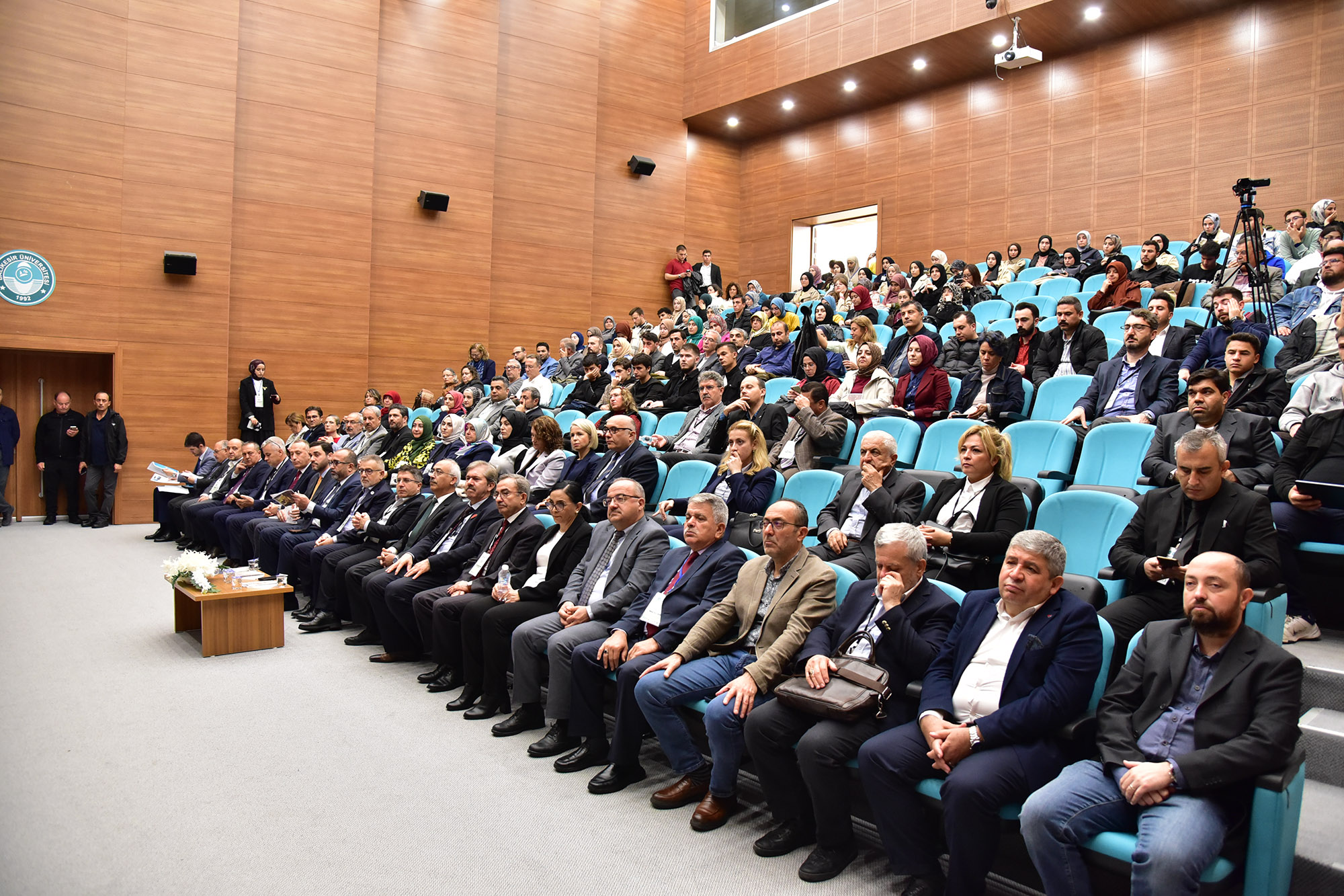 Vakıf Medeniyeti Balıkesir Üniversitesinde Konuşuldu: Uluslararası Sempozyum Tamamlandı 4