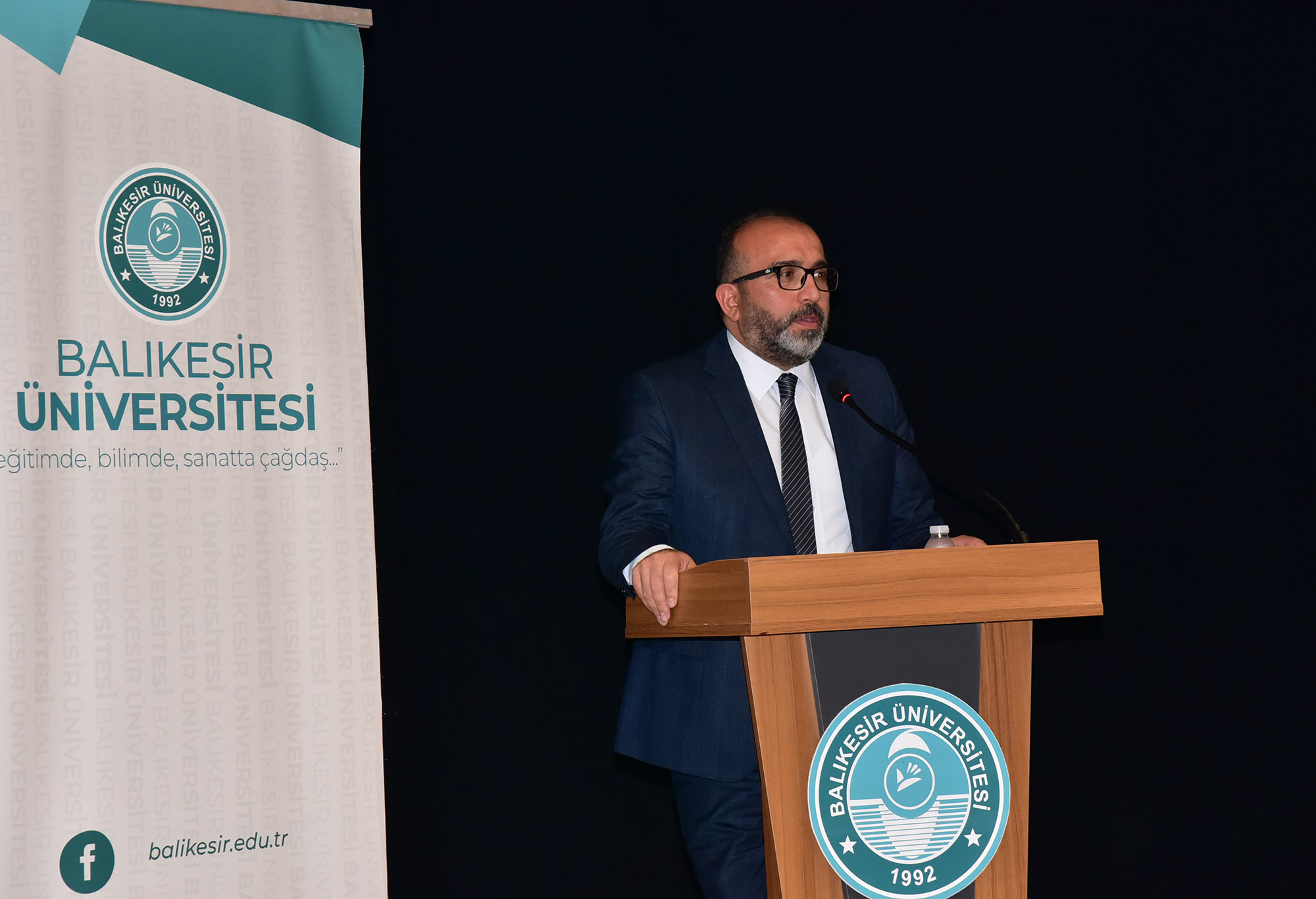 Vakıf Medeniyeti Balıkesir Üniversitesinde Konuşuldu: Uluslararası Sempozyum Tamamlandı 8