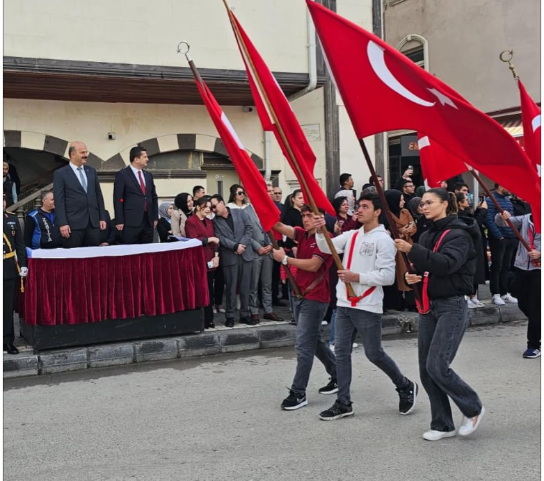 Yüksekokul Müdürümüz ilçemizde düzenlenen Cumhuriyet Bayramı Törenine Katılım Sağladı 3