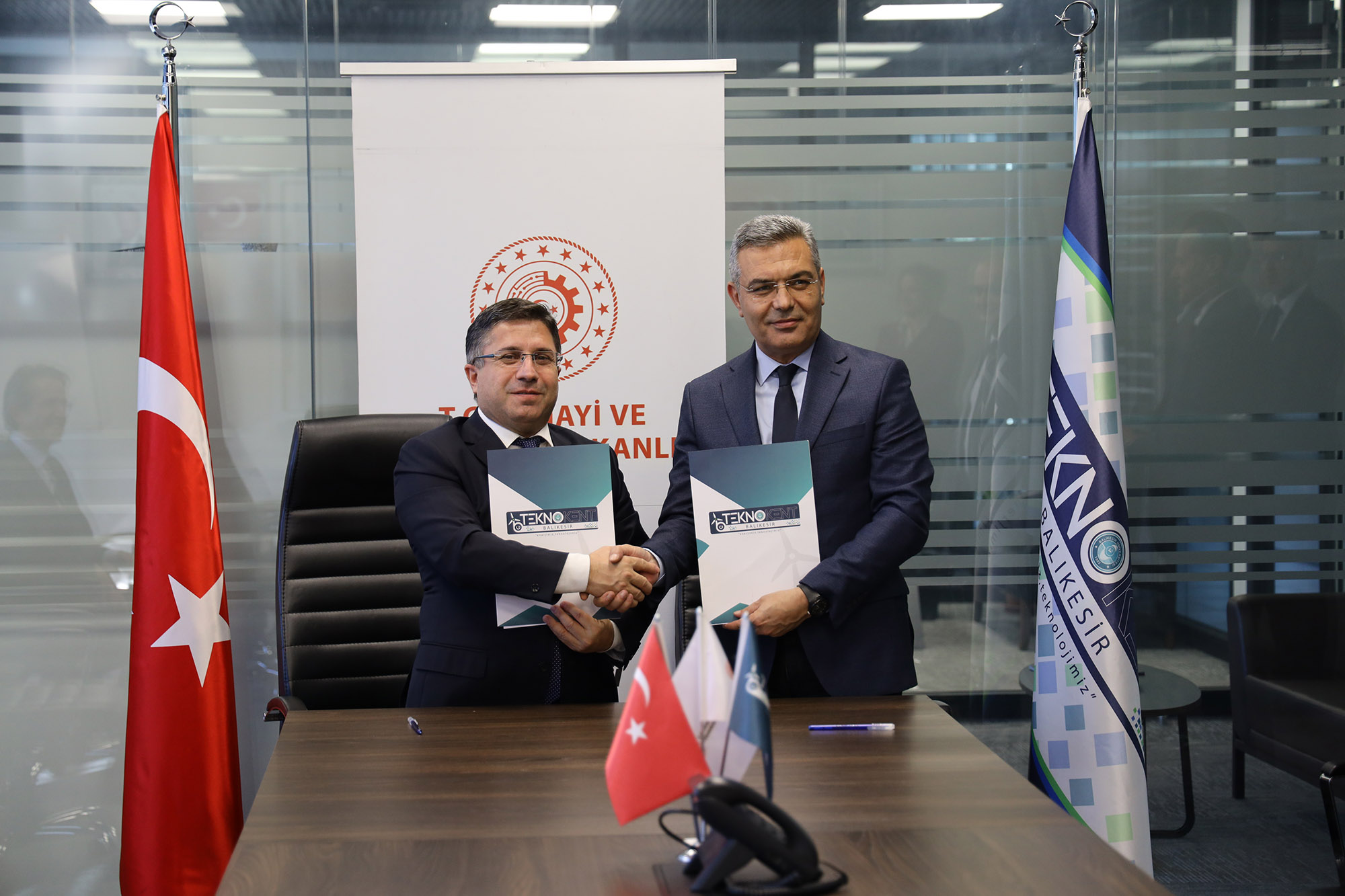 Türk Savunma Sanayiinin Güçlü Markası İşbir Elektrik, Balıkesir Teknokent’te Yerini Aldı 4