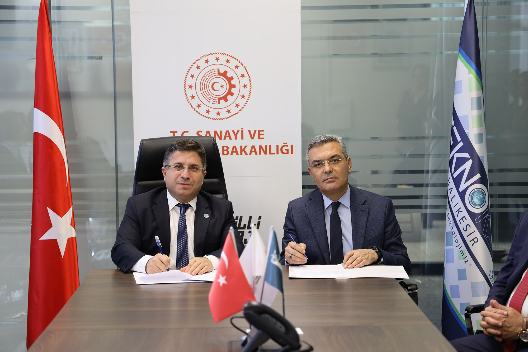 Türk Savunma Sanayiinin Güçlü Markası İşbir Elektrik, Balıkesir Teknokent’te Yerini Aldı 3