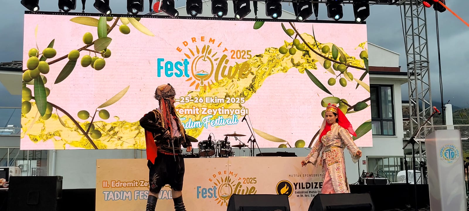 Zeytincilik ve Zeytin İşleme Teknolojisi Programımız II. Zeytinyağı Tadım Festivalinde Yoğun İlgi Gördü 4