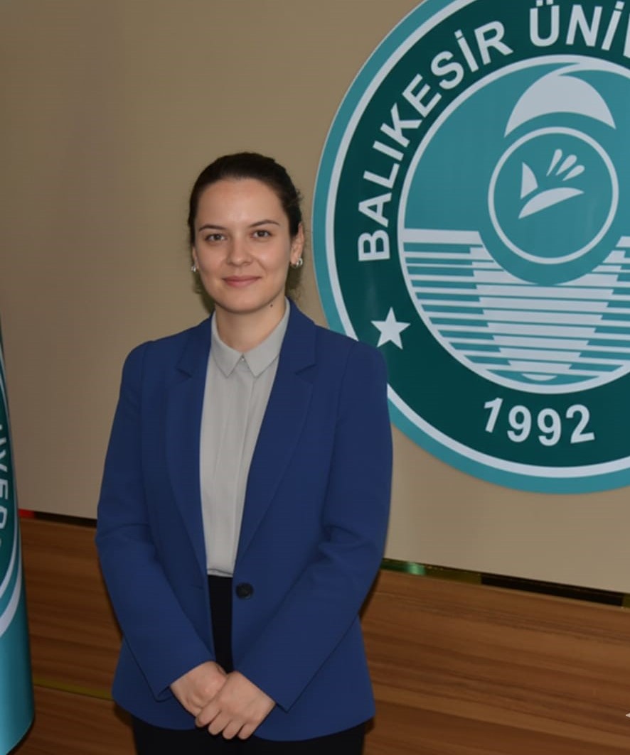 Dr. Öğr. Üyesi Tuba ÖNCÜL ABACIGİL
