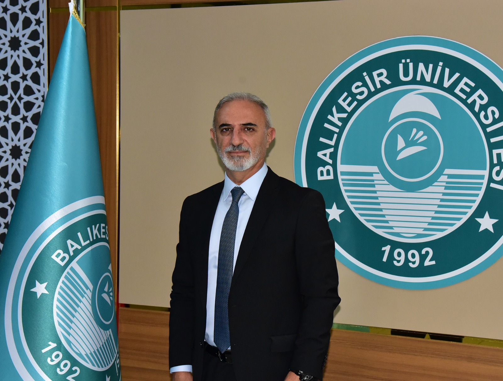 Prof.Dr. Burhanettin FARİZOĞLU