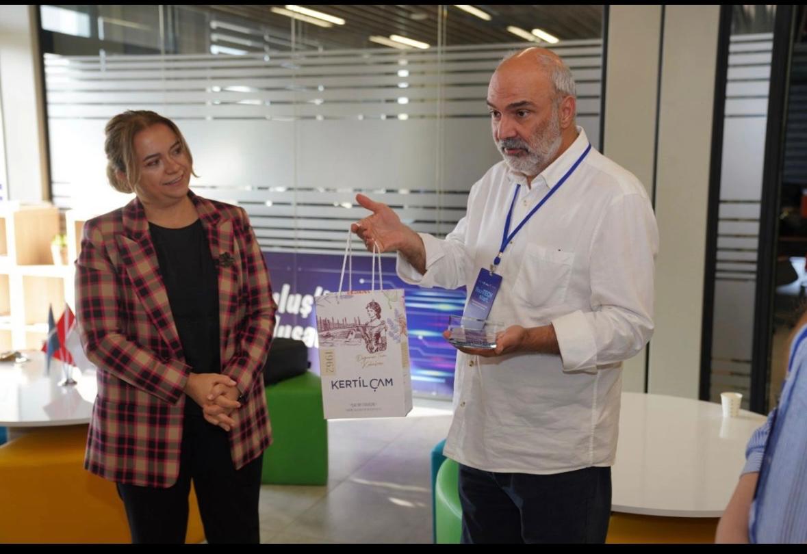Balıkesir’in İlk “Erken Aşama Hızlandırma Programı” BAÜN Teknokentte Tamamlandı: Girişimciler Demo Day Sahnesine Hazır 11