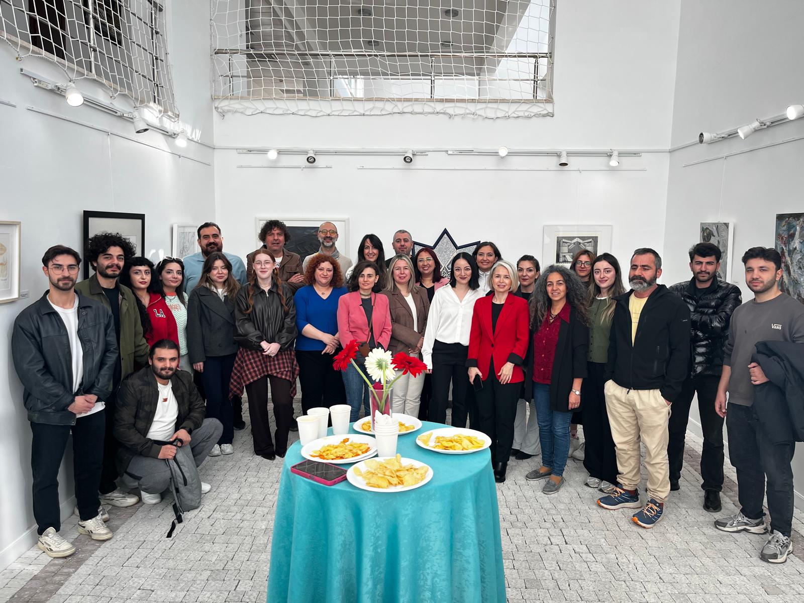 BAÜN Güzel Sanatlar Fakültesinde Cumhuriyetin 102. Yılı Anısına Özel Sergi 4
