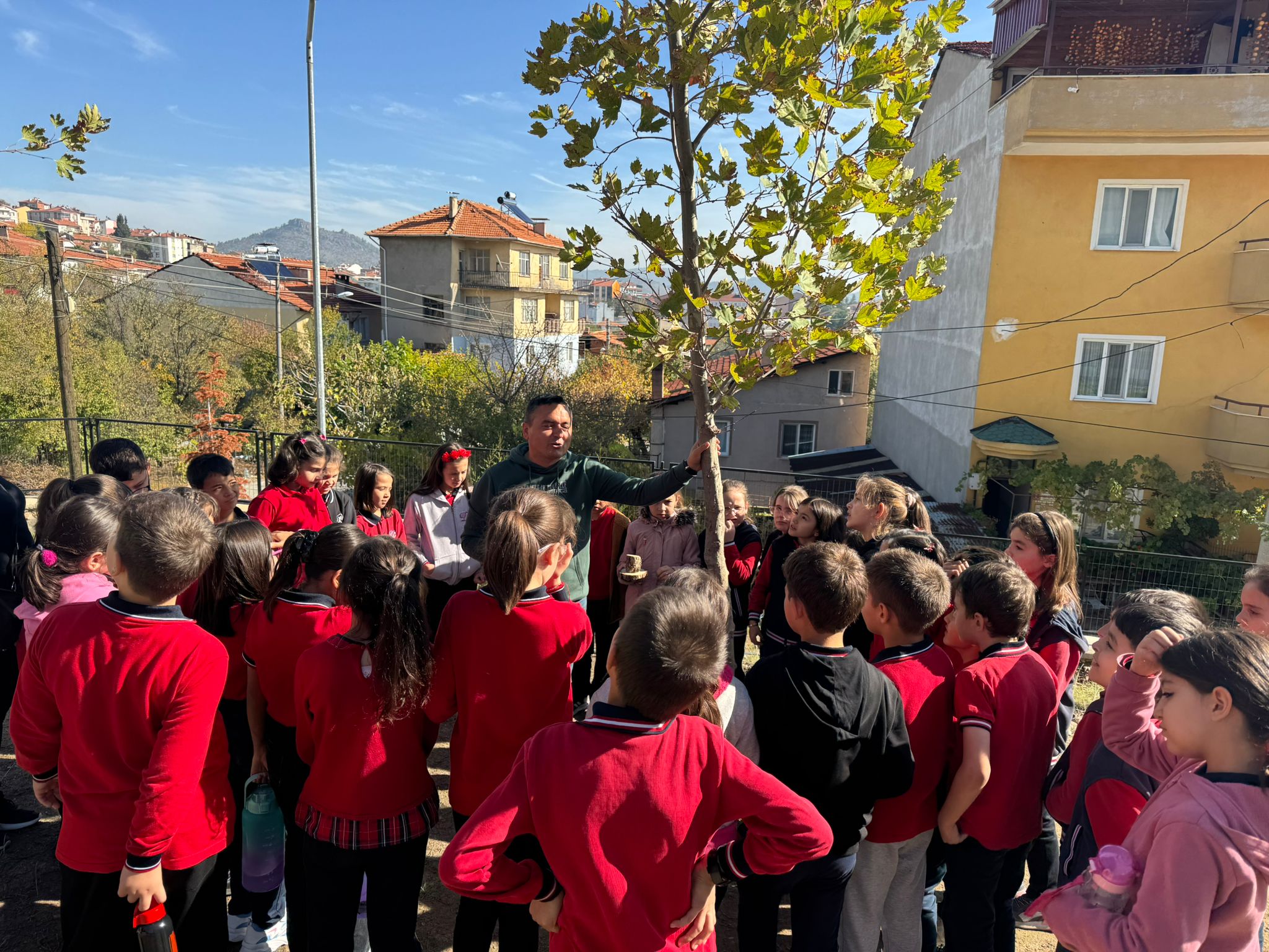 Dursunbey MYO Ormancılık Bölümünden “Ağaçları Tanıyorum” Etkinliği 2
