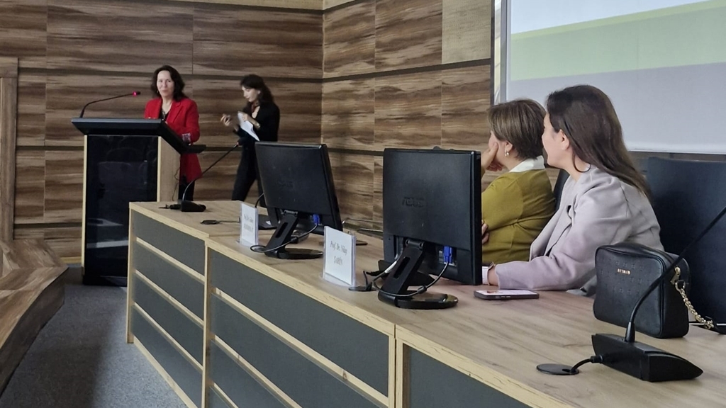 Fakültemizde İnterstisyel Akciğer Hastalıklarına Multidisipliner Yaklaşım Sempozyumu gerçekleştirildi 7