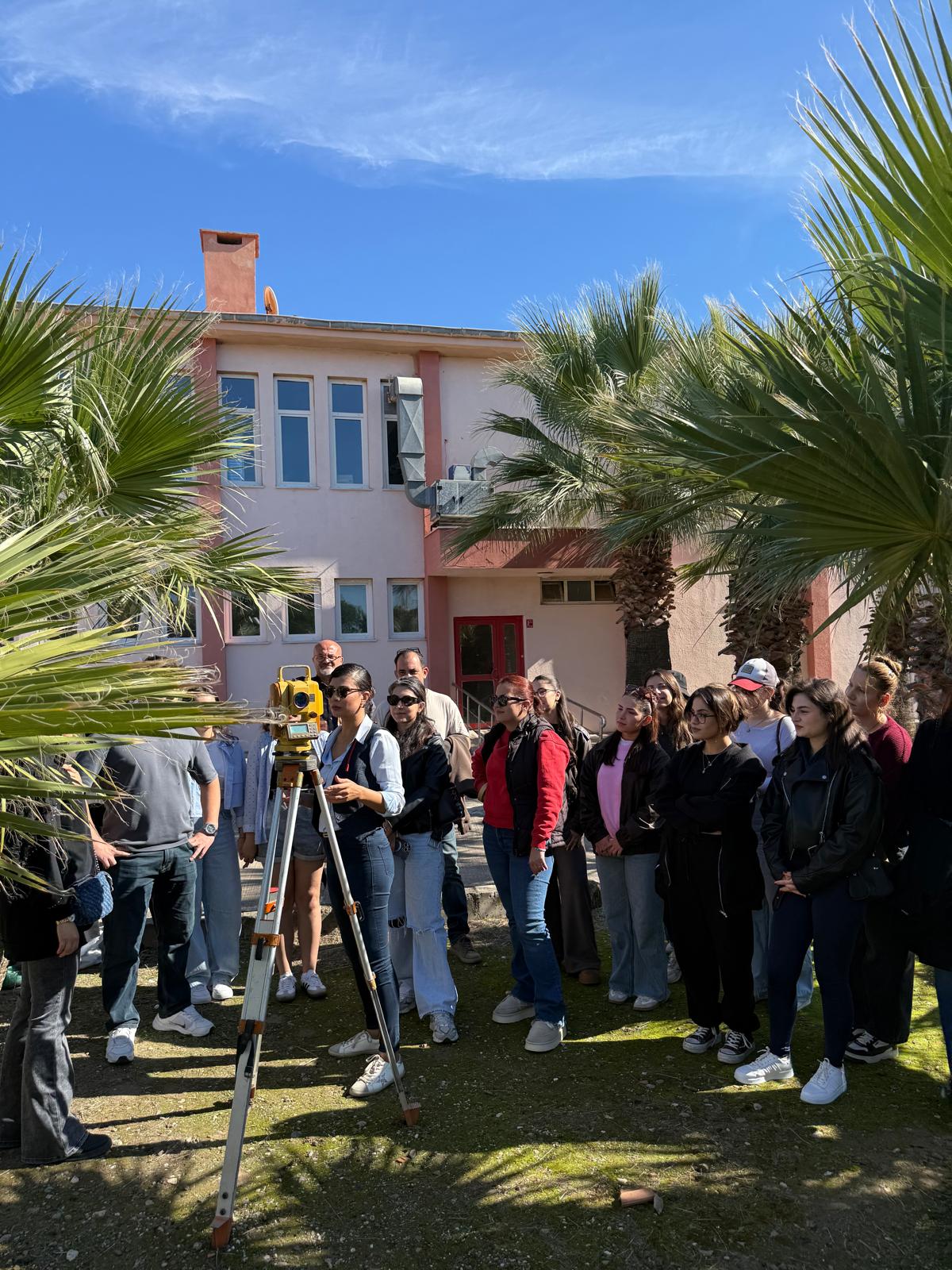 Within the scope of the Archaeology and Excavation Knowledge course, students learned the fundamental stages of scientific excavation work through hands-on practice. 7