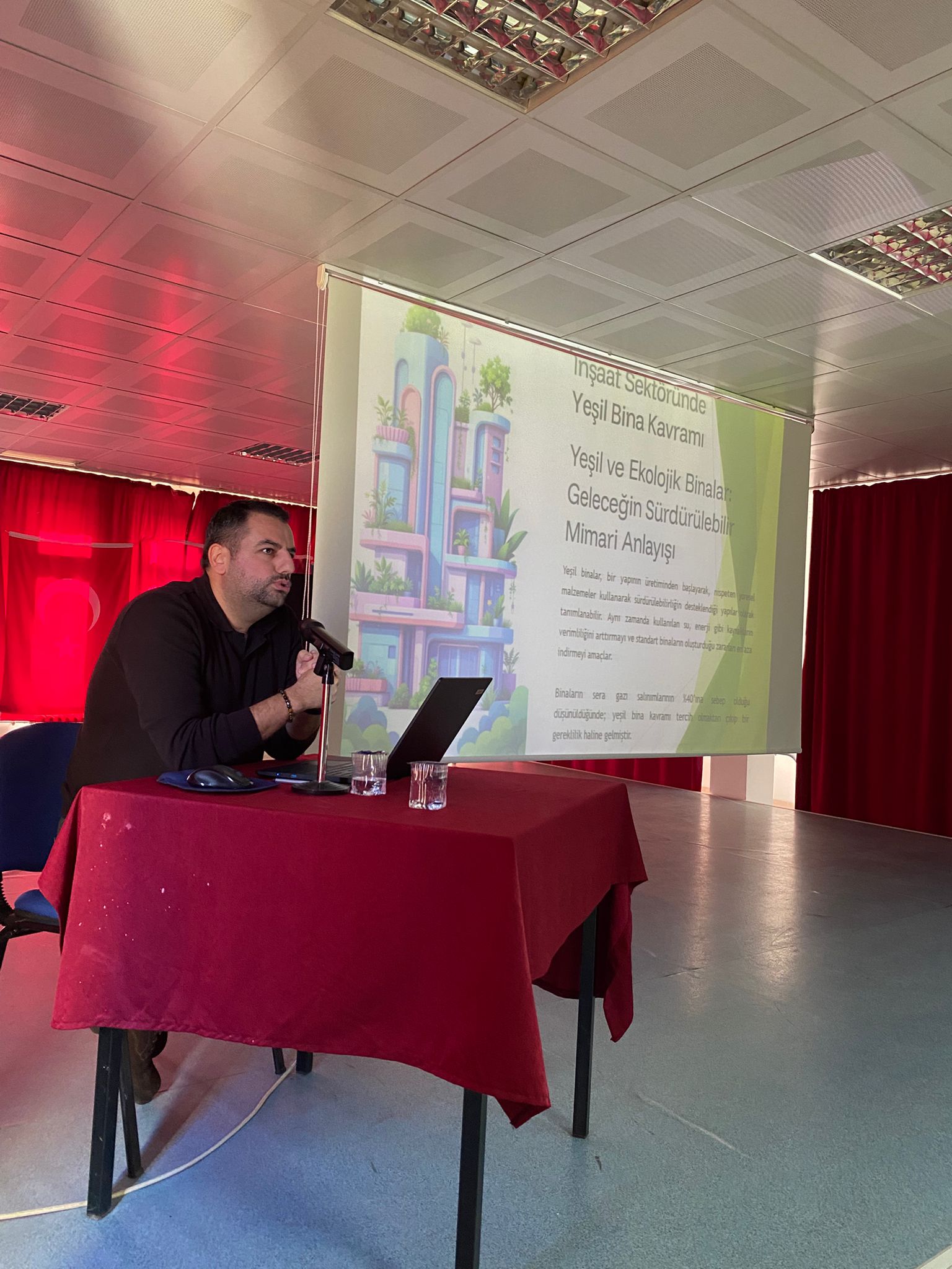 İnşaat Sektöründe Kariyer Planlama ve Yeşil-Ekolojik Binalar Semineri Gerçekleştirildi 1
