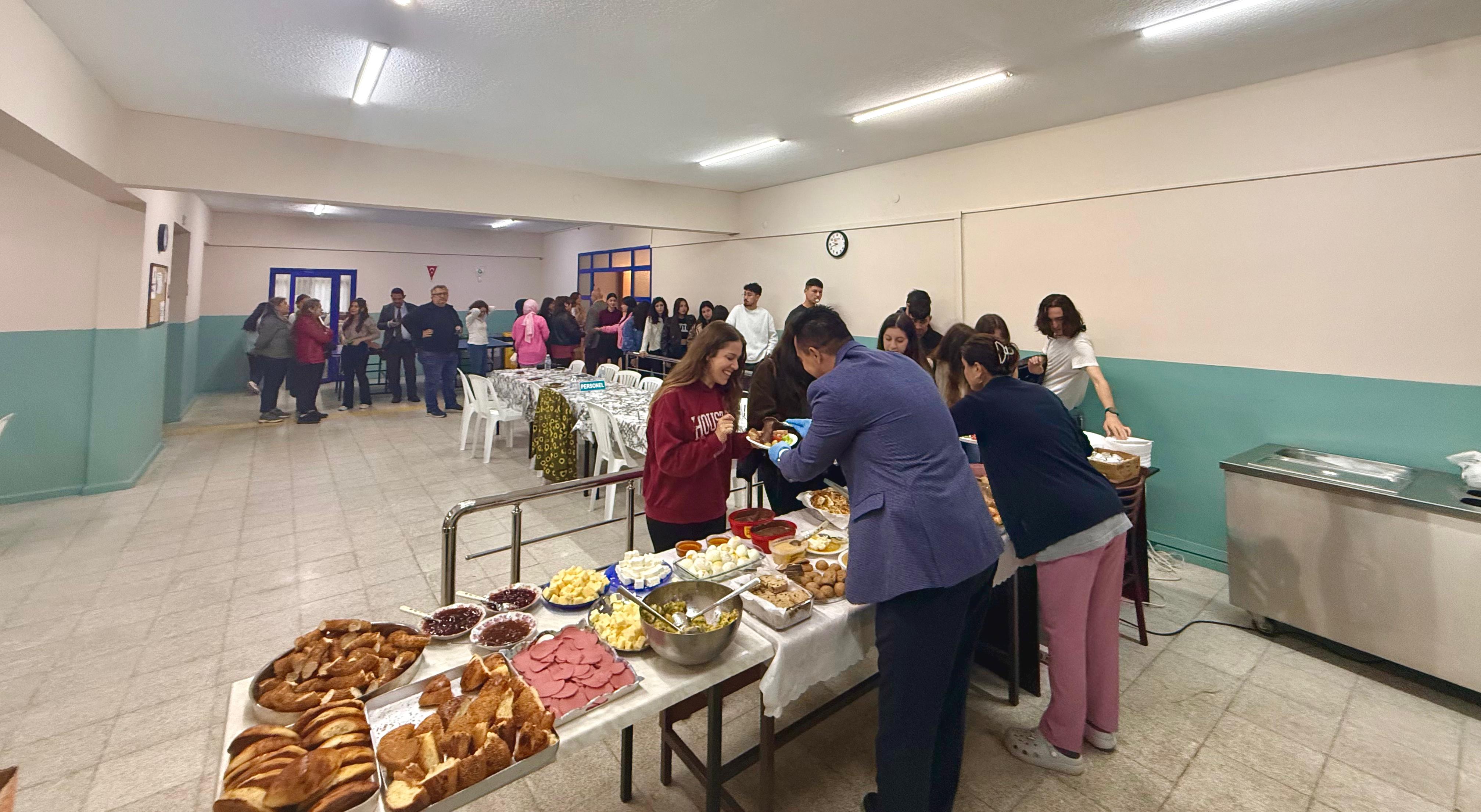 Yüksekokulumuzda Dayanışma ve Kaynaşma Kahvaltısı Düzenlendi 2