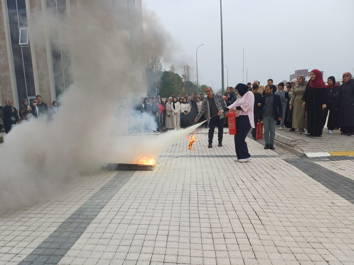 An Emergency Drill was Held in Our Faculty 16