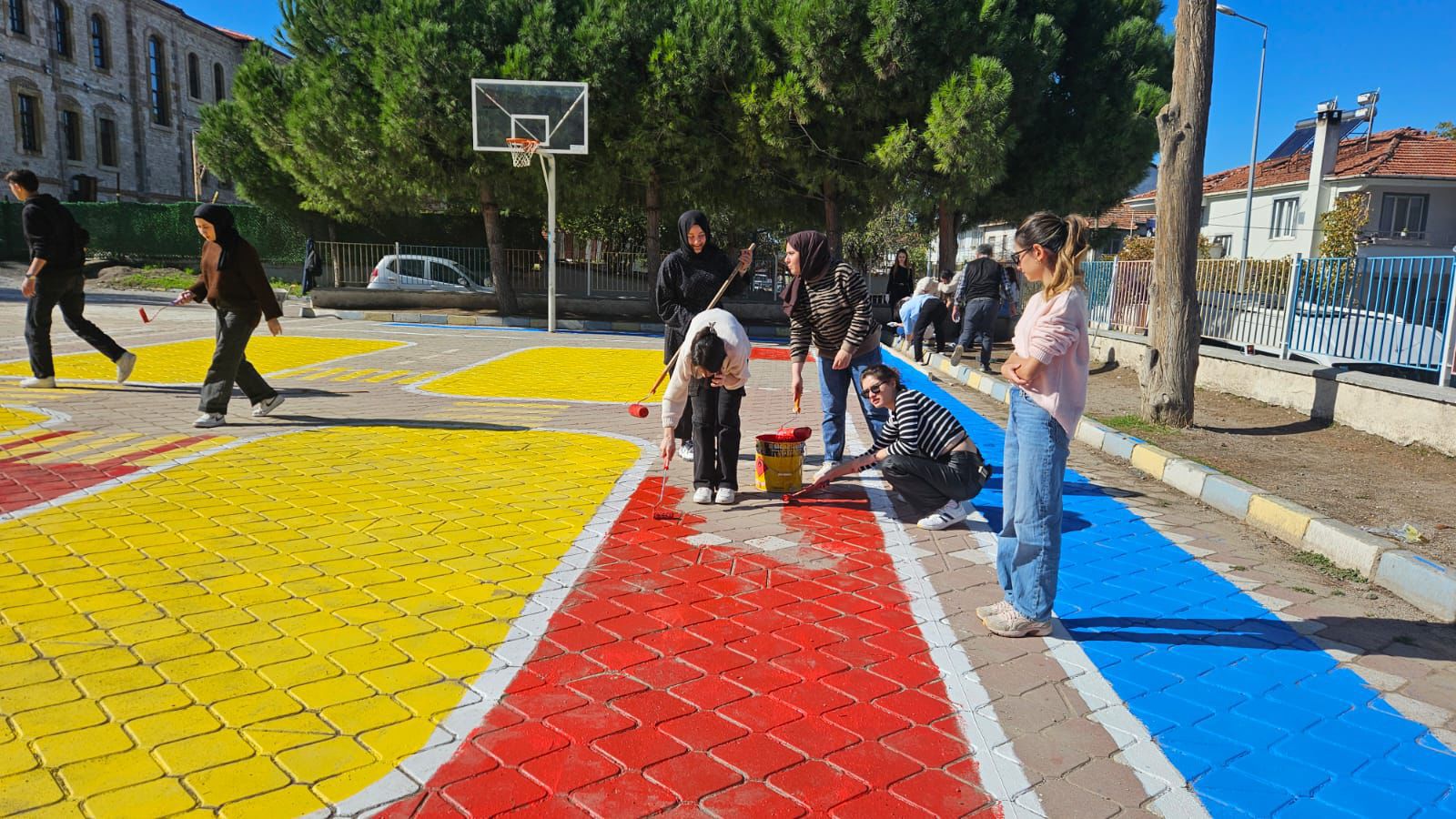 BAÜN İvrindi Sağlık Hizmetleri MYO’dan “Bir Nefes Daha Fazlası İçin Hareket Et” Projesi Kapsamında Renkli Etkinlik 7