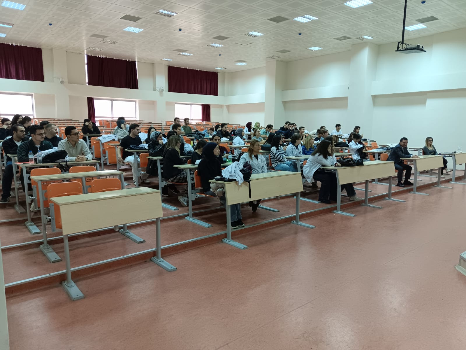 Dean-Student Meetings Held at Our Faculty! 4