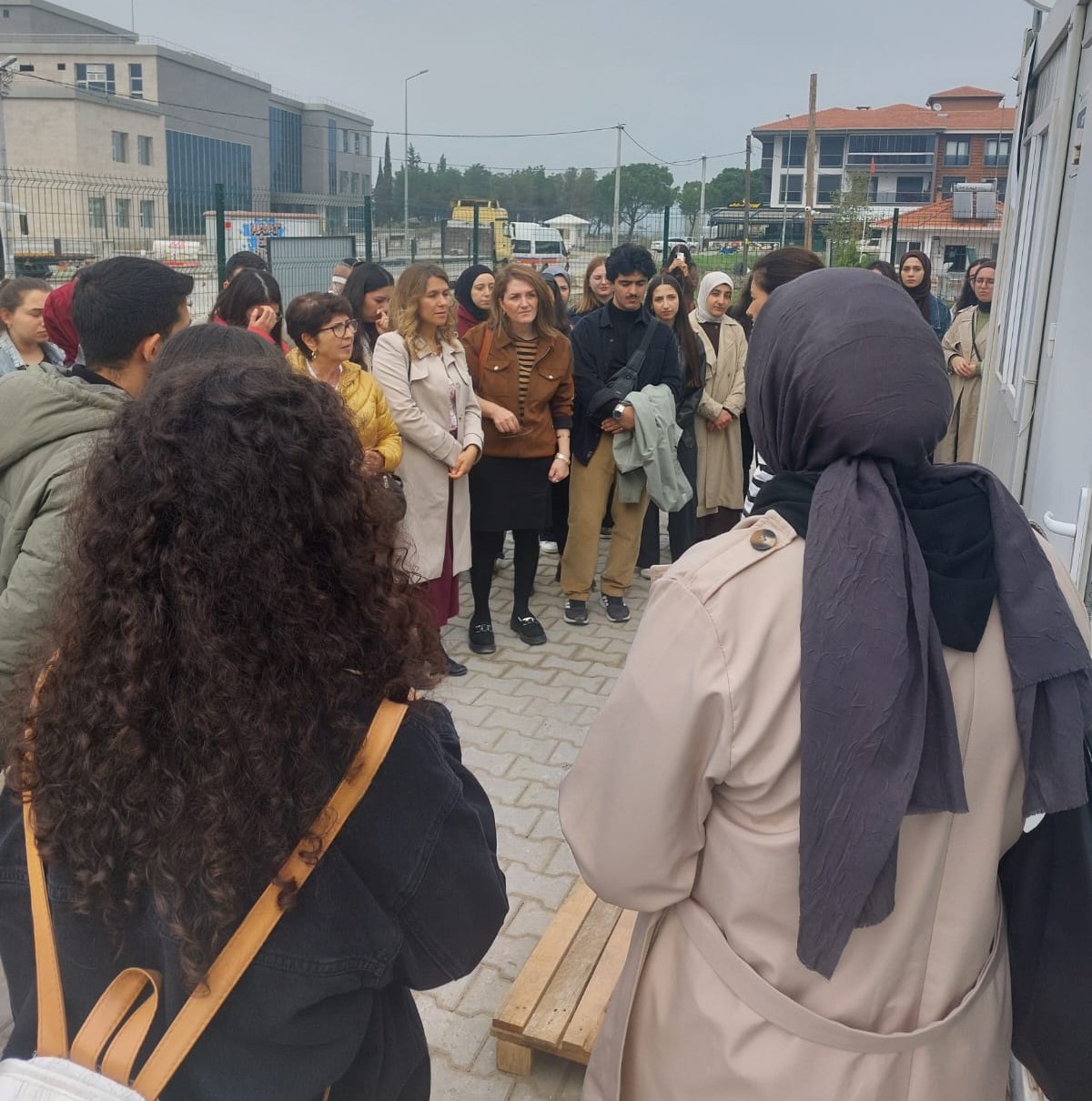 Balıkesir Üniversitesi Sağlık Bilimleri Fakültesinden Sındırgı Deprem Bölgesine Psikososyal Destek Ziyareti 5