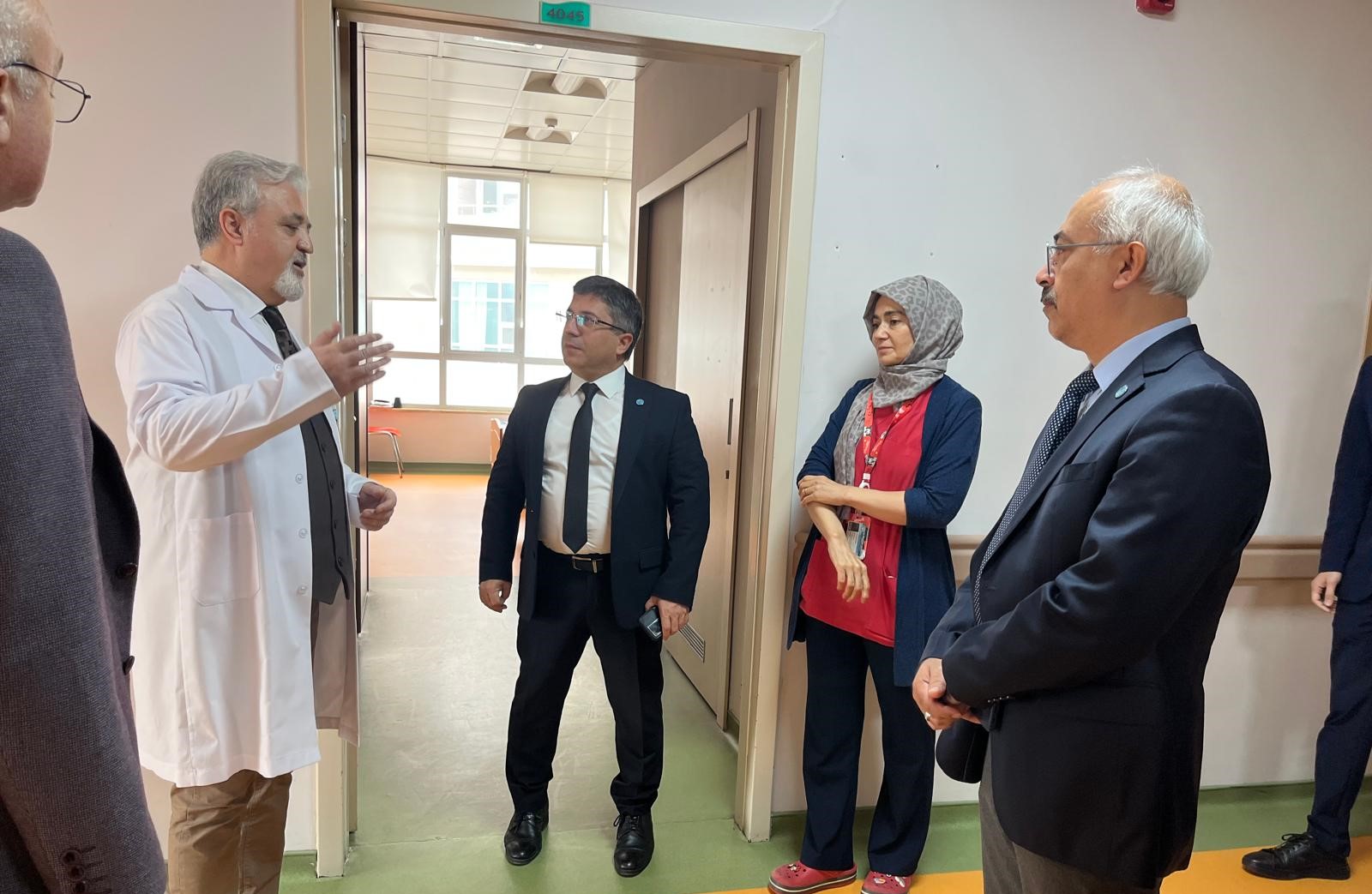 Rektör Prof. Dr. Yücel Oğurlu’dan Balıkesir Üniversitesi Hastanesi’ne Ziyaret 2