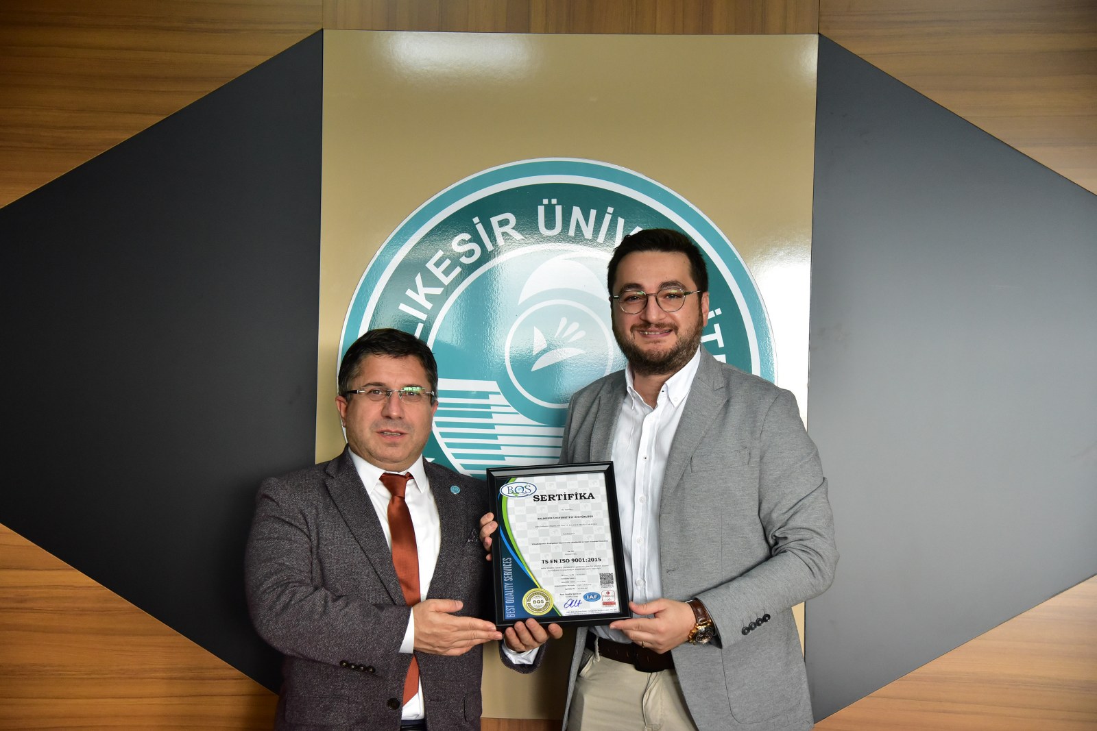 Balıkesir Üniversitesi, Kalitesini ISO 9001 Belgesi ile Tescilledi