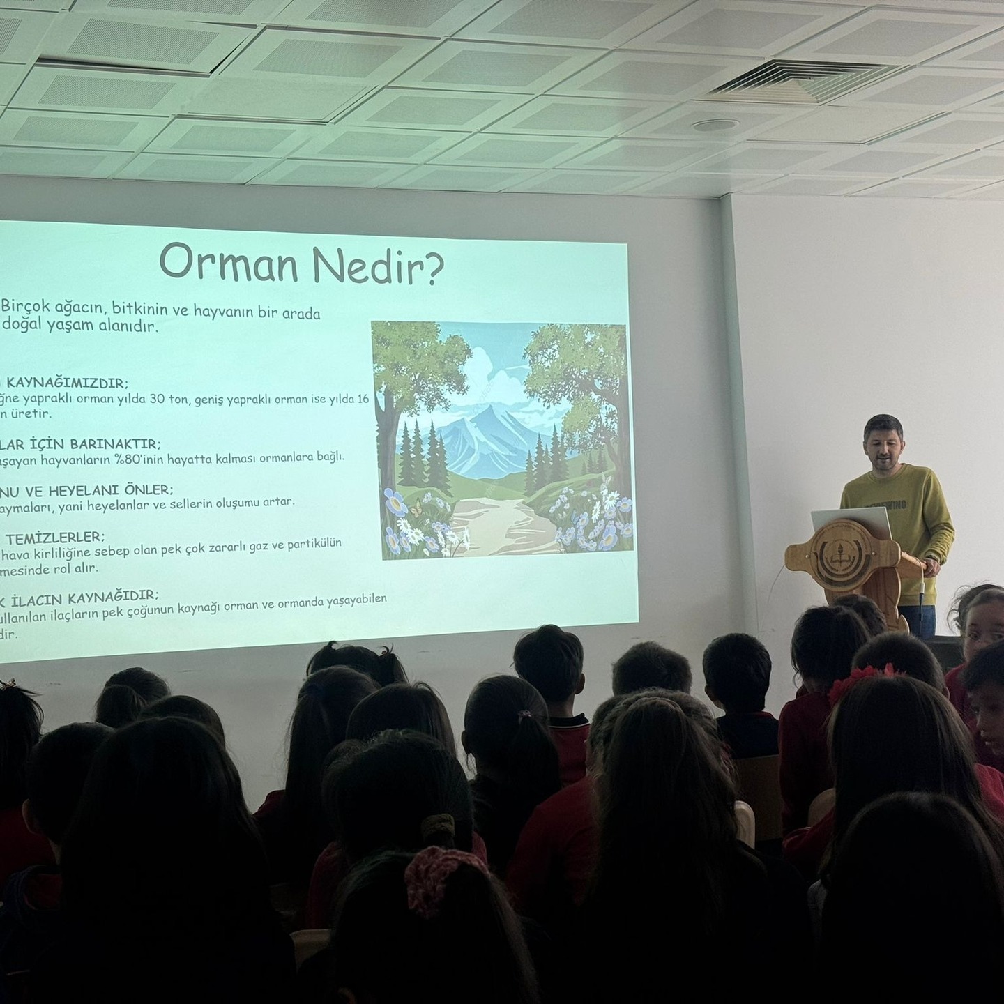 BAÜN Dursunbey MYO’dan Küçük Öğrencilere “Ağaçları Tanıyorum” Etkinliği 3