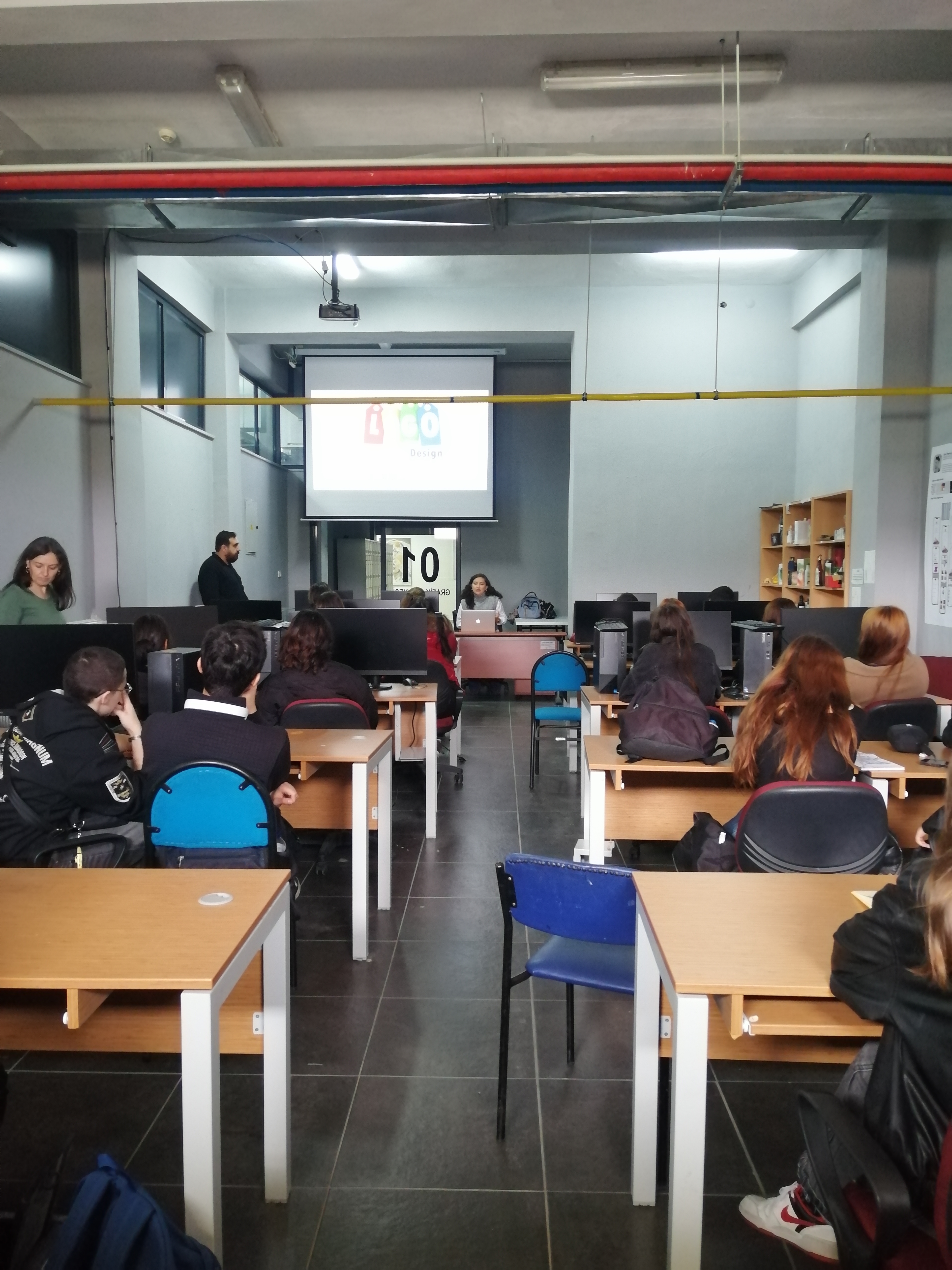A Logo Workshop was held with students from the T.C. Ziraat Bankası Fine Arts High School. 10