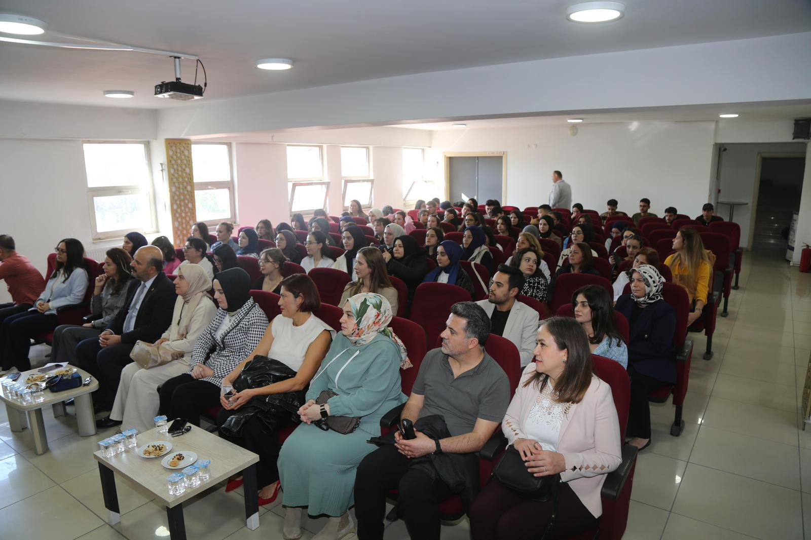 BAÜN İvrindi Sağlık Hizmetleri Meslek Yüksekokulundan Kanser Farkındalığı Paneli 4