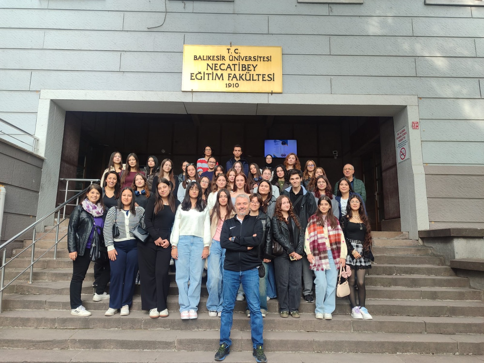 Tire Sosyal Bilimler Lisesi Necatibey Eğitim Fakültesi’nde! 3