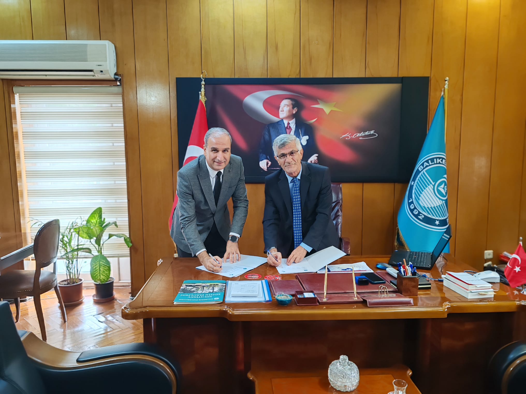Fakültemiz ile İstanbulluoğlu Sosyal Bilimler Lisesi arasında iş birliği protokolü imzalandı